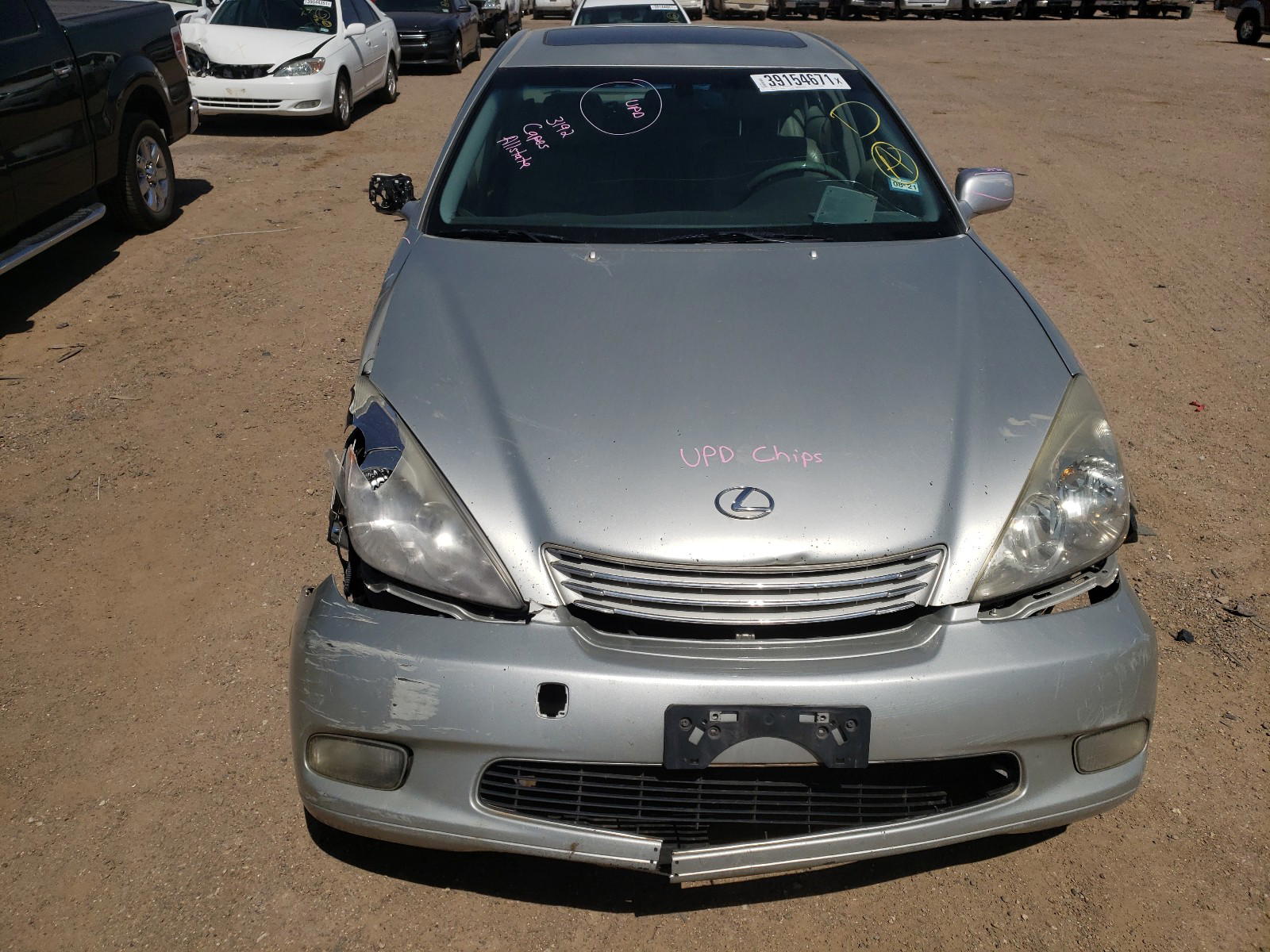 Photo 9 from auction – 2004 LEXUS ES 330 with VIN JTHBA30G645034892