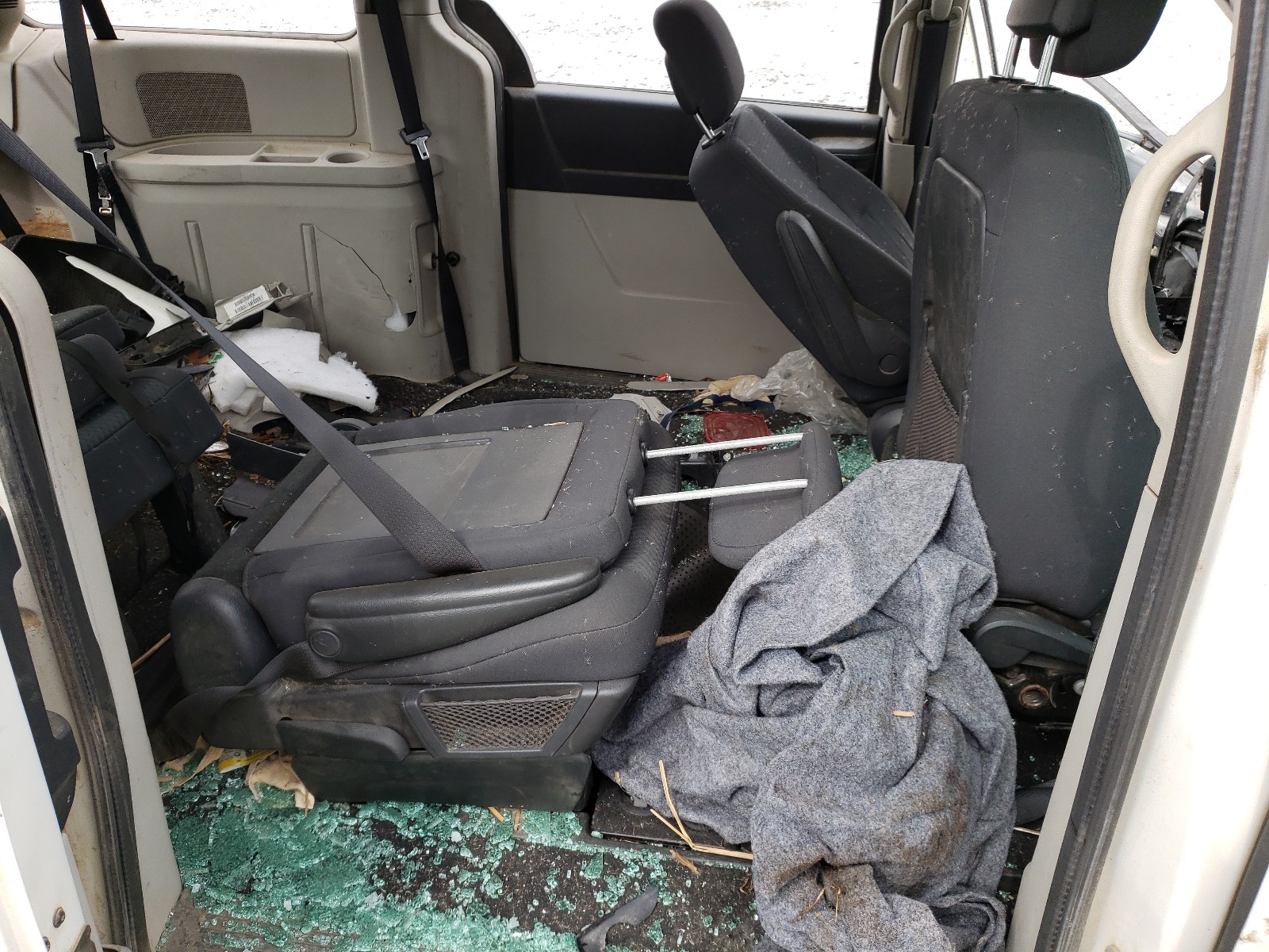 Фото 6 с аукциона – 2010 DODGE GRAND CARA с VIN 2D4RN4DE6AR396225