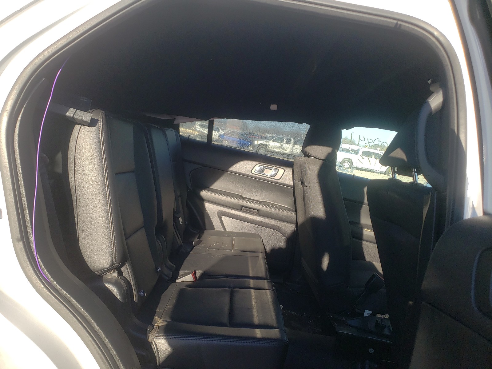 Photo 6 from auction – 2018 FORD EXPLORER P with VIN 1FM5K8ARXJGC56002