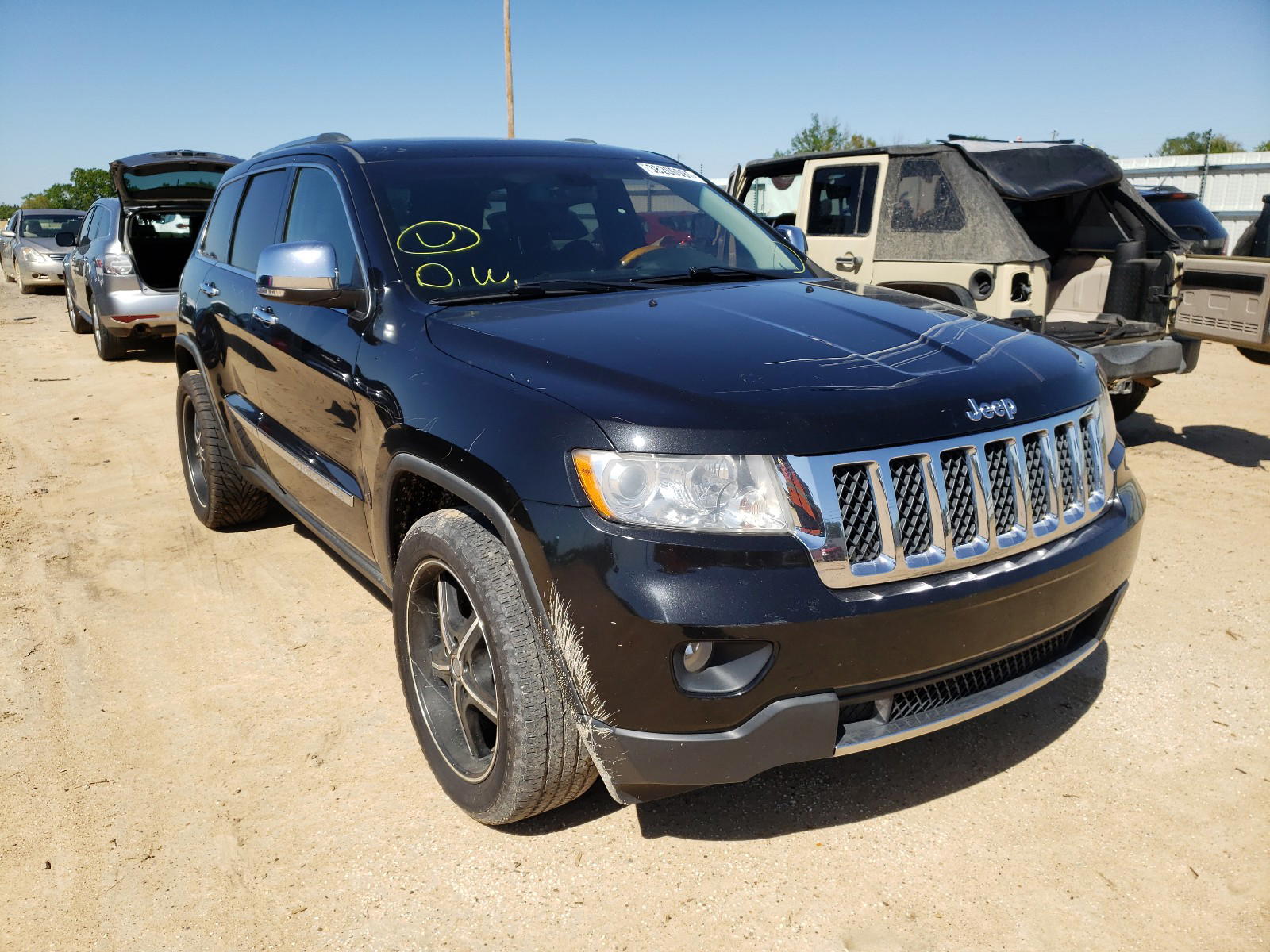 JEEP GRAND CHER 2011 with VIN 1J4RS6GG2BC637541 - Photo from auction