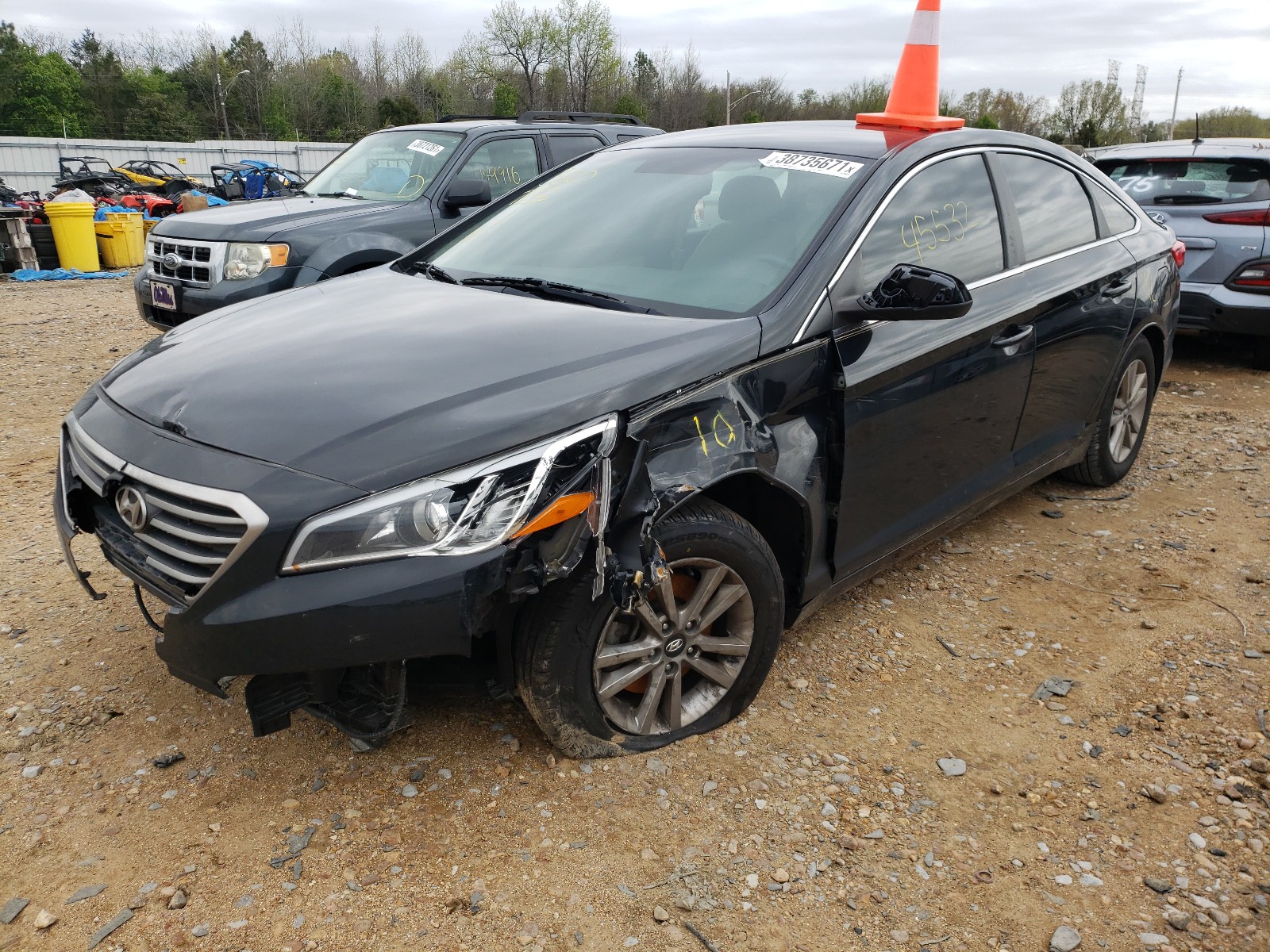 Photo 2 from auction – 2016 HYUNDAI SONATA SE with VIN 5NPE24AF4GH311891