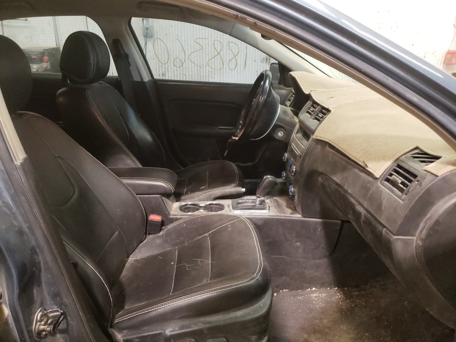 Photo 5 from auction – 2012 FORD FUSION with VIN 3FAHP0JGXCR366231