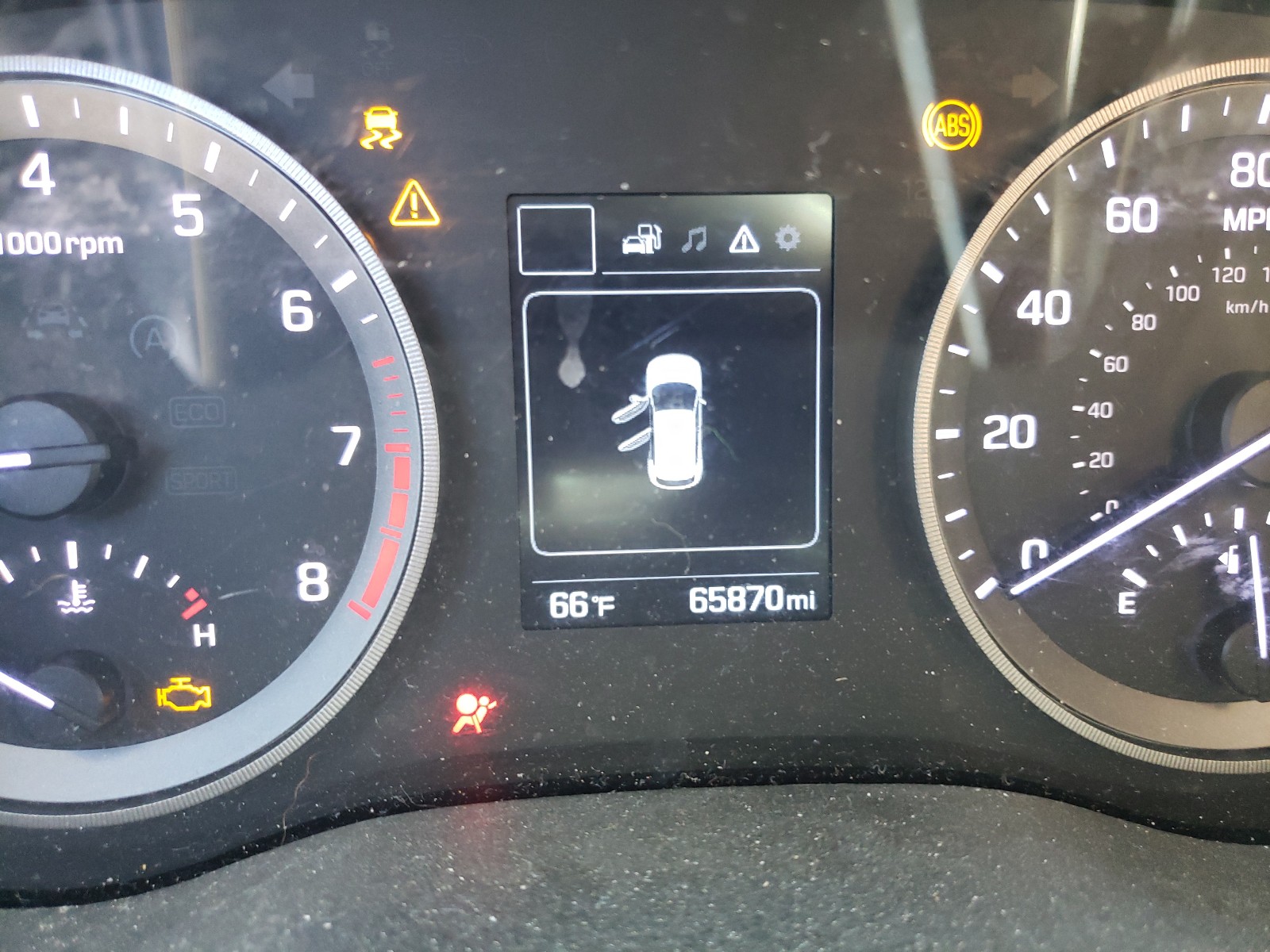Photo 8 from auction – 2017 HYUNDAI TUCSON LIM with VIN KM8J3CA20HU315975