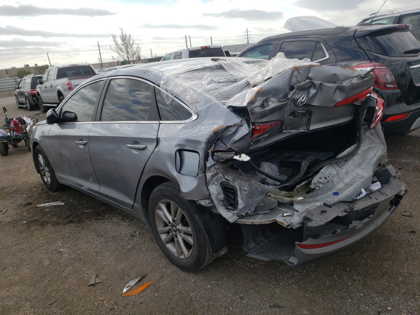Photo 3 from auction – 2016 HYUNDAI SONATA SE with VIN 5NPE24AF2GH311100