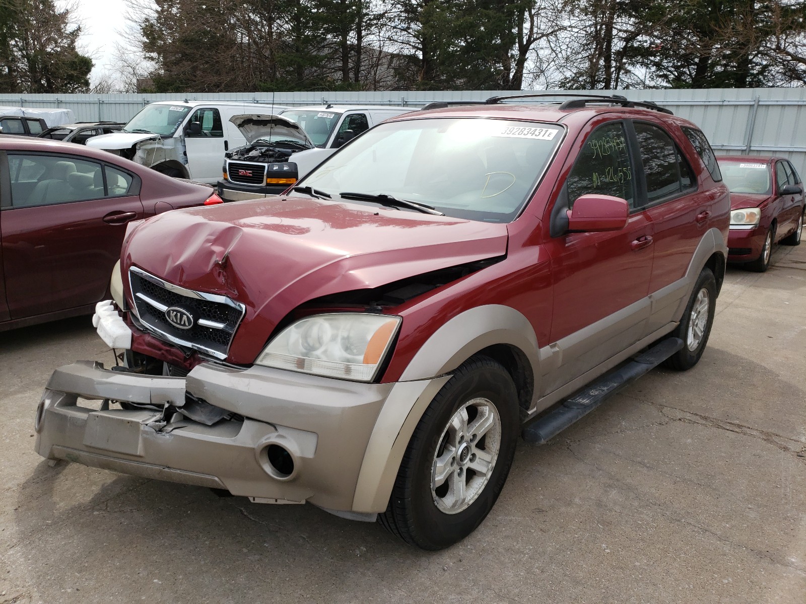 Photo 2 from auction – 2004 KIA SORENTO EX with VIN KNDJC733345187723
