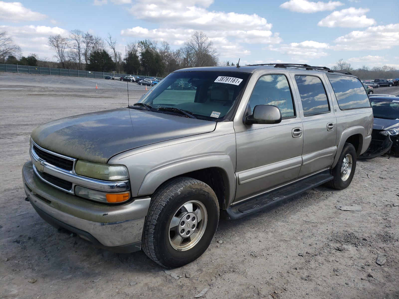 Photo 2 from auction – 2002 CHEVROLET SUBURBAN with VIN 1GNFK16Z22J100749