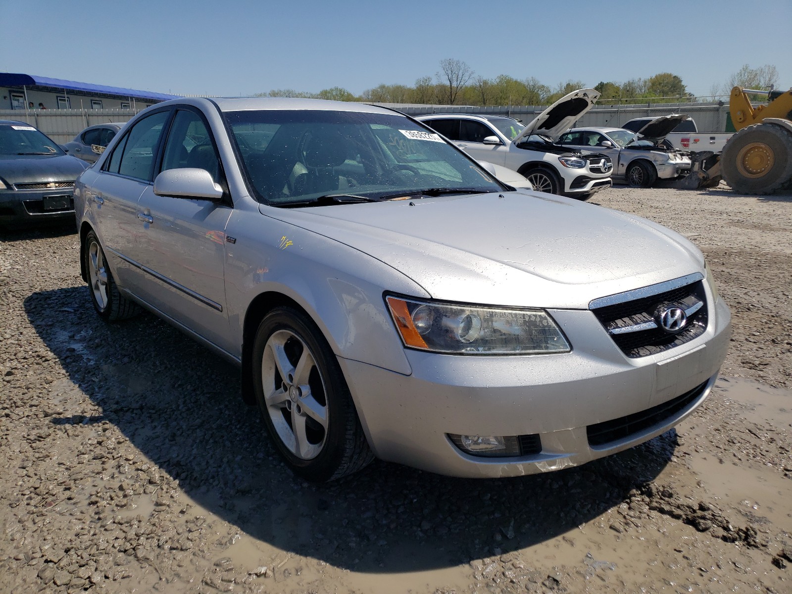 Photo 1 from auction – 2007 HYUNDAI SONATA SE with VIN 5NPEU46F57H233401