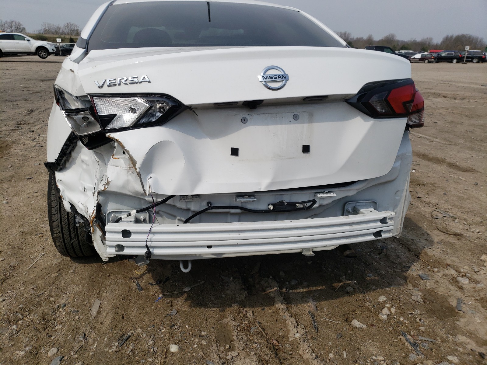 Photo 9 from auction – 2021 NISSAN VERSA S with VIN 3N1CN8DV8ML822107