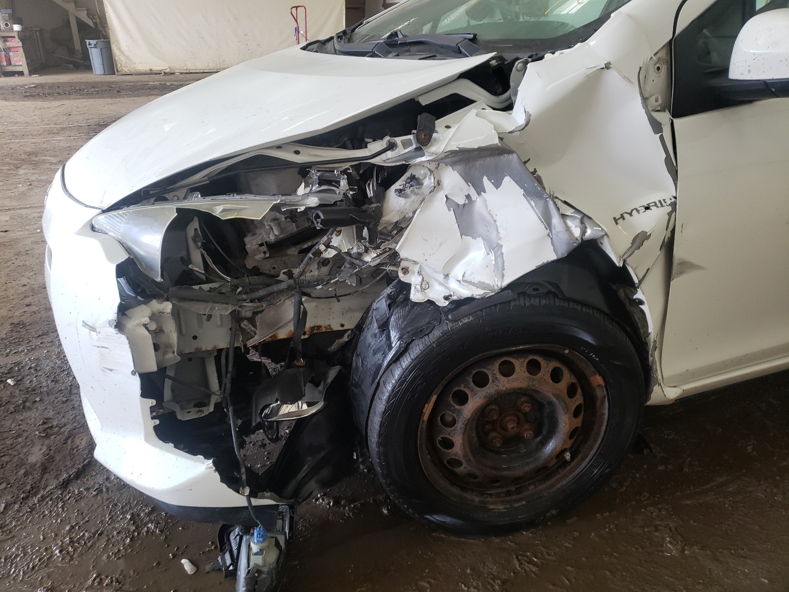 Photo 10 from auction – 2012 TOYOTA PRIUS C with VIN JTDKDTB39C1513896