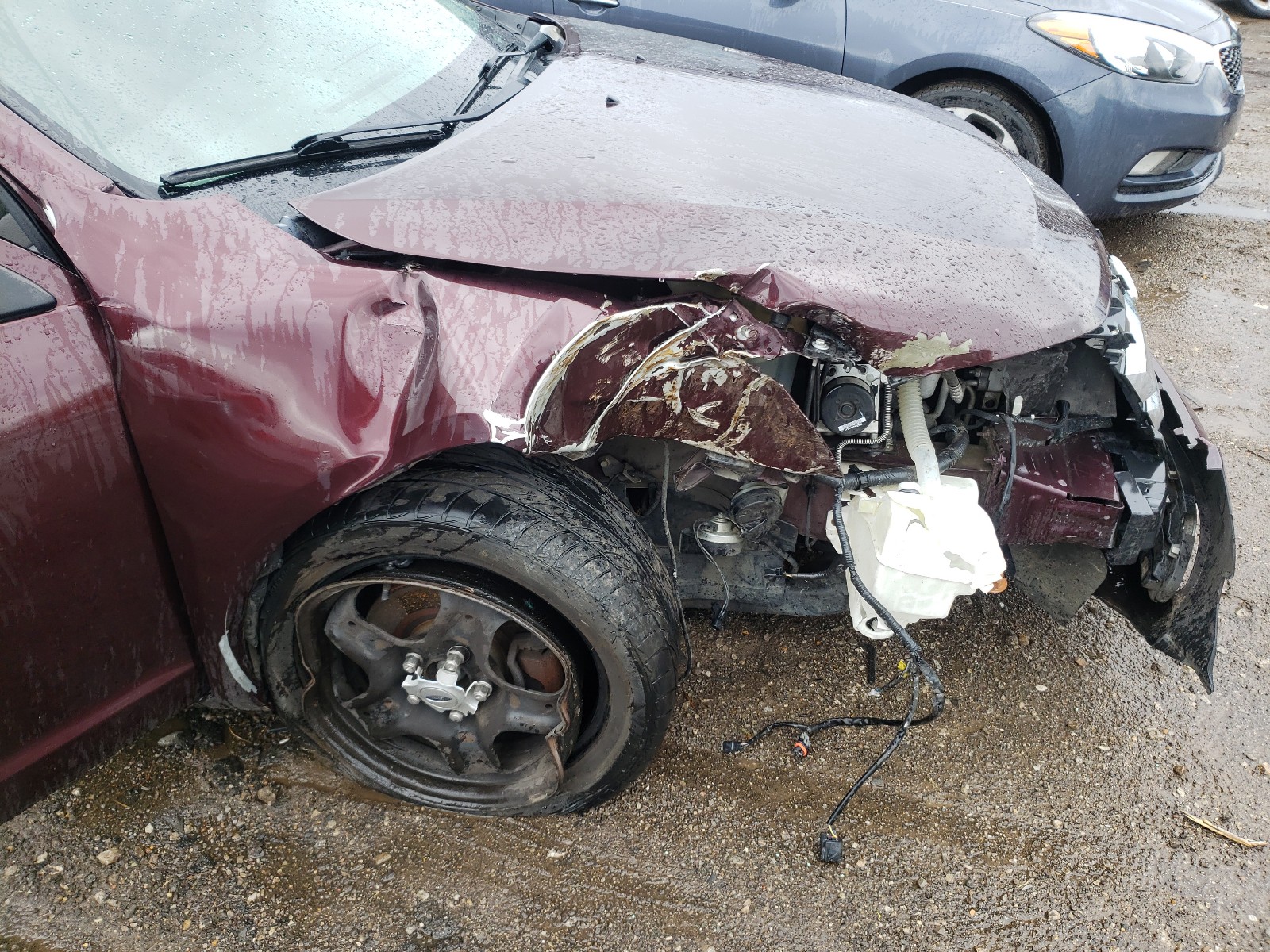 Photo 9 from auction – 2011 FORD FUSION SE with VIN 3FAHP0HG5BR219481
