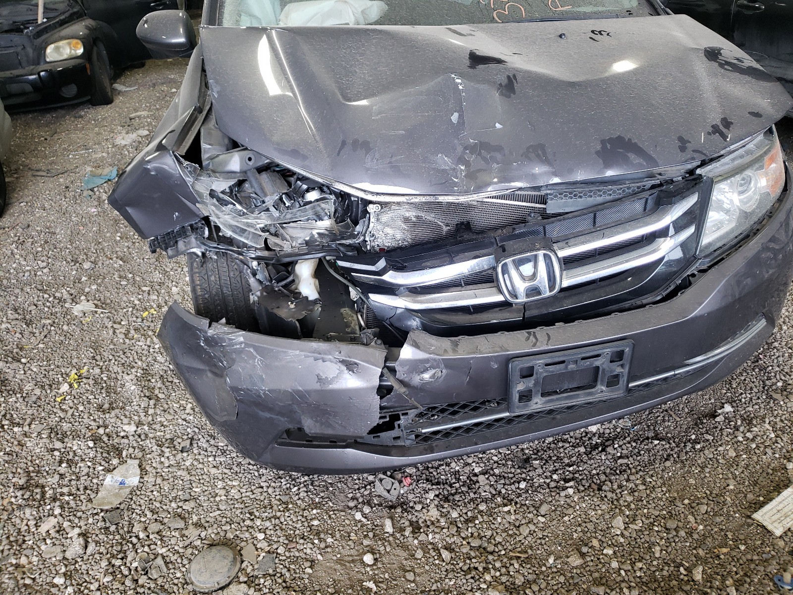 Photo 9 from auction – 2015 HONDA ODYSSEY EX with VIN 5FNRL5H61FB063882