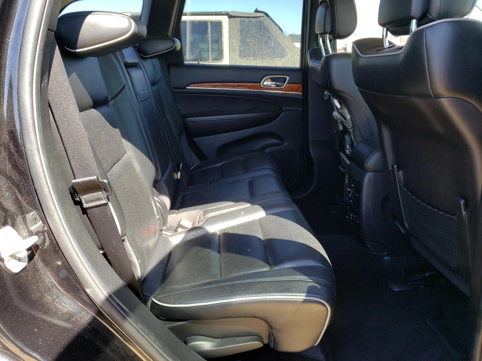 Photo 6 from auction – 2011 JEEP GRAND CHER with VIN 1J4RS6GG2BC637541