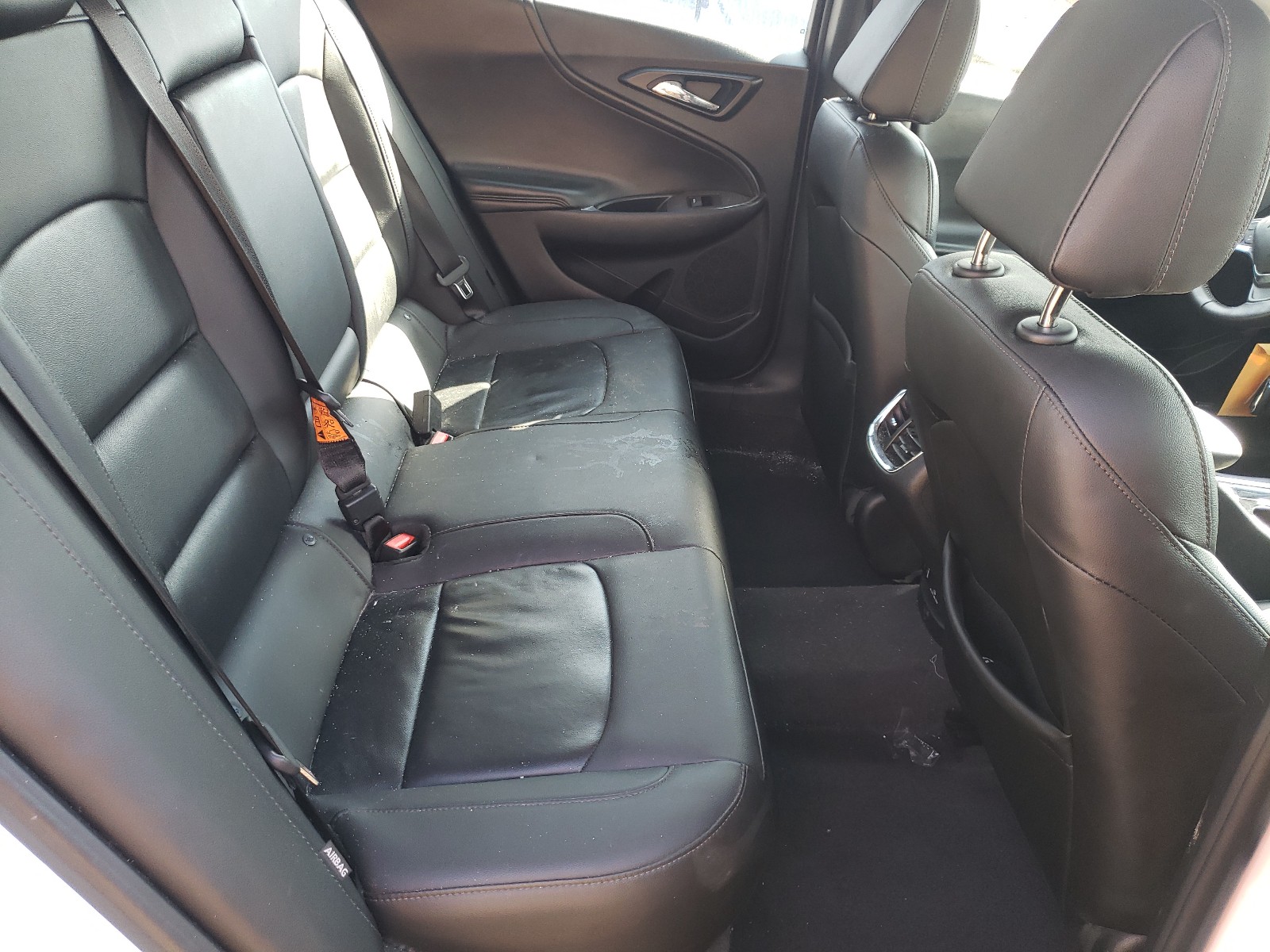 Photo 6 from auction – 2016 CHEVROLET MALIBU LT with VIN 1G1ZE5ST2GF333975