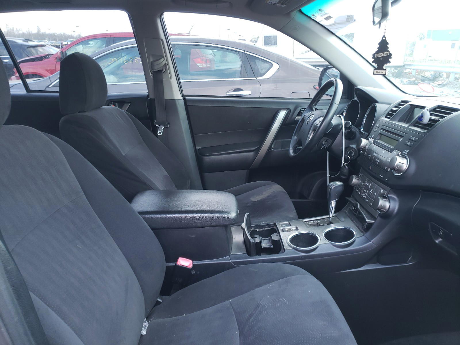 Photo 5 from auction – 2009 TOYOTA HIGHLANDER with VIN JTEDS43A692080280