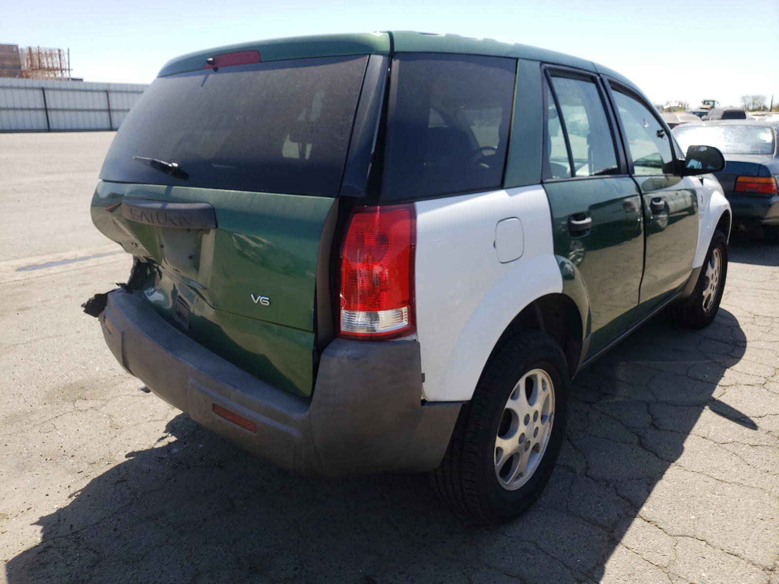 Photo 4 from auction – 2003 SATURN VUE with VIN 5GZCZ53B23S879201