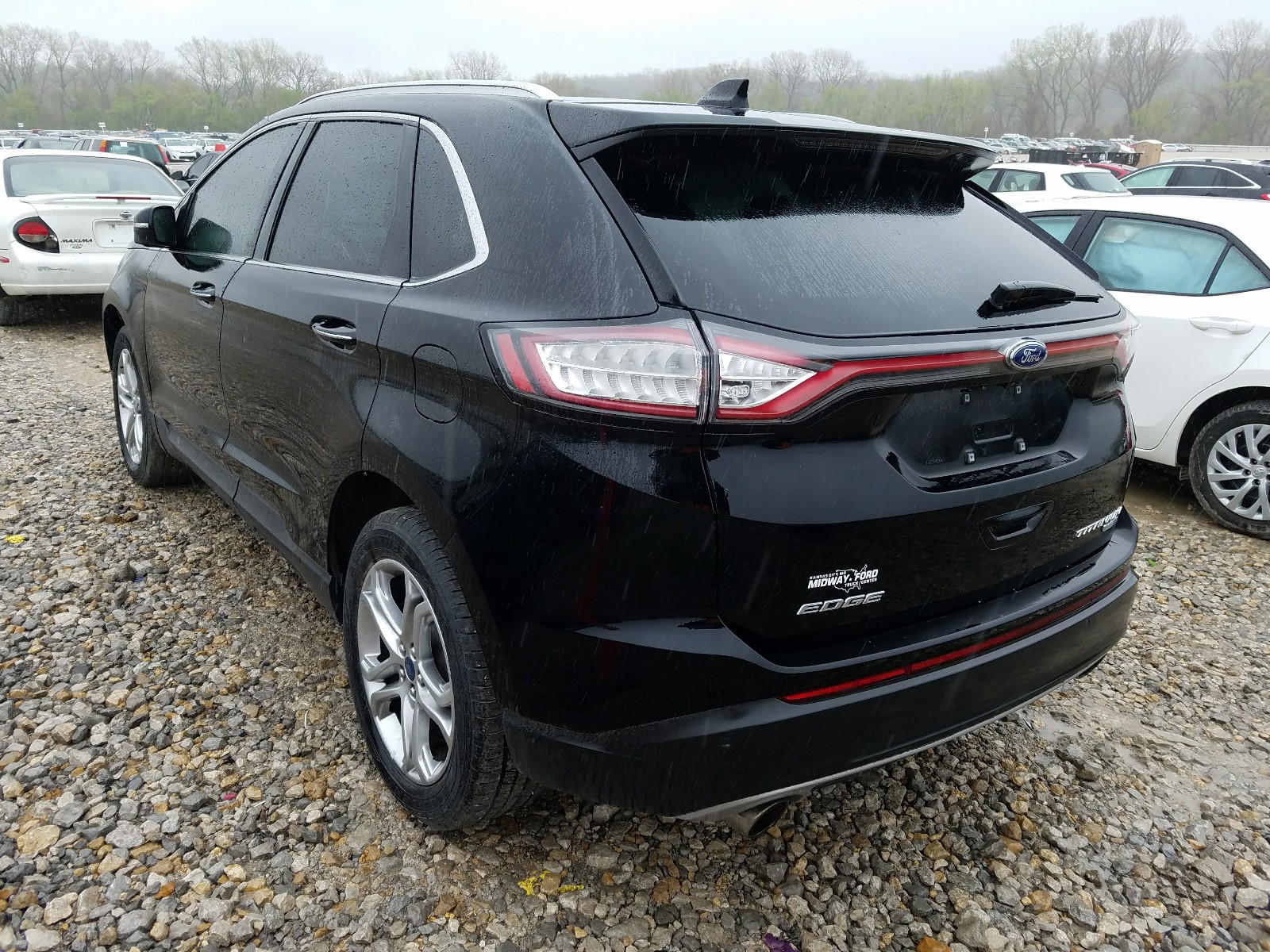 Photo 3 from auction – 2017 FORD EDGE TITAN with VIN 2FMPK4K92HBC13288