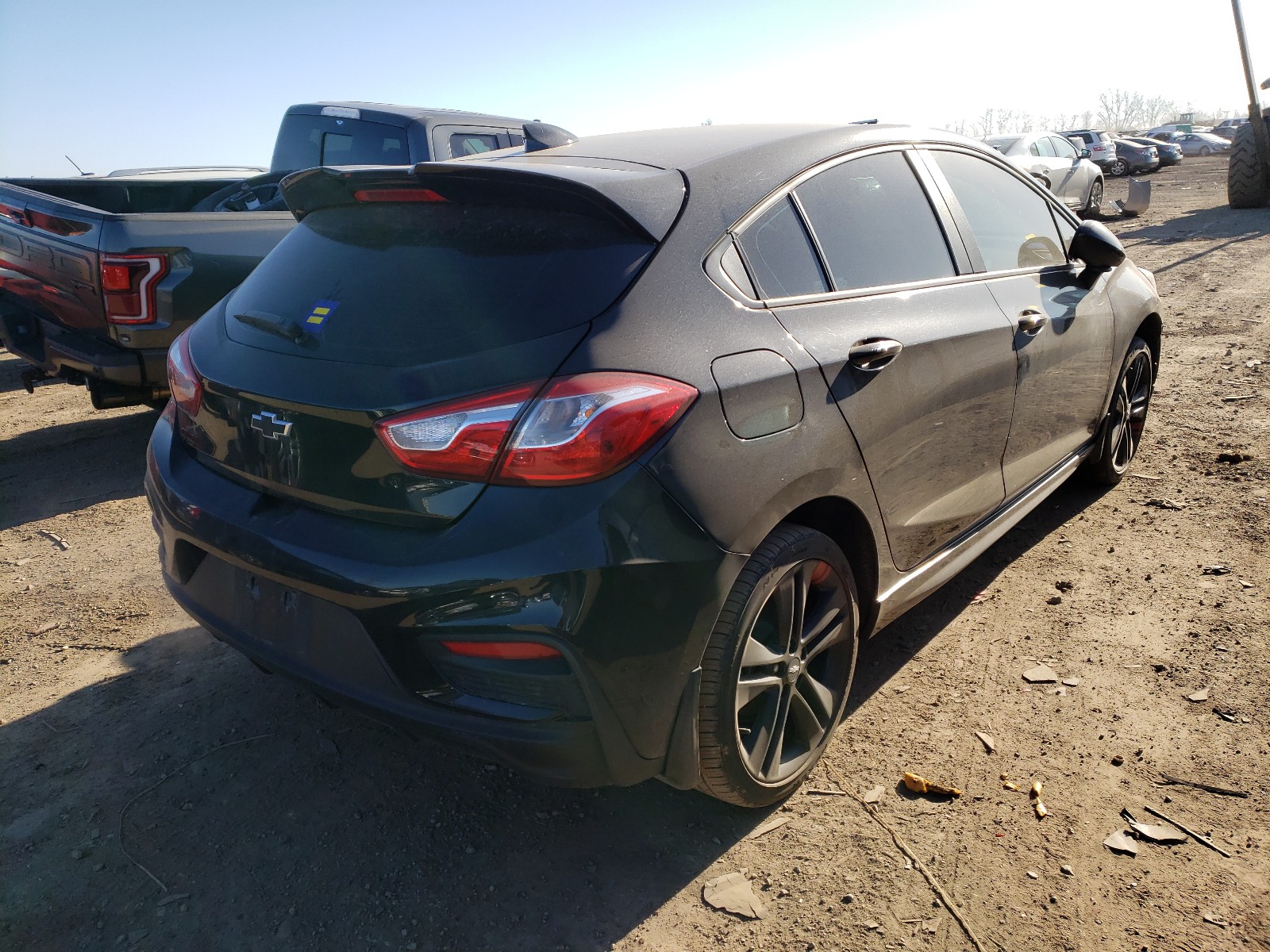 Photo 4 from auction – 2018 CHEVROLET CRUZE LT with VIN 3G1BE6SM6JS646403