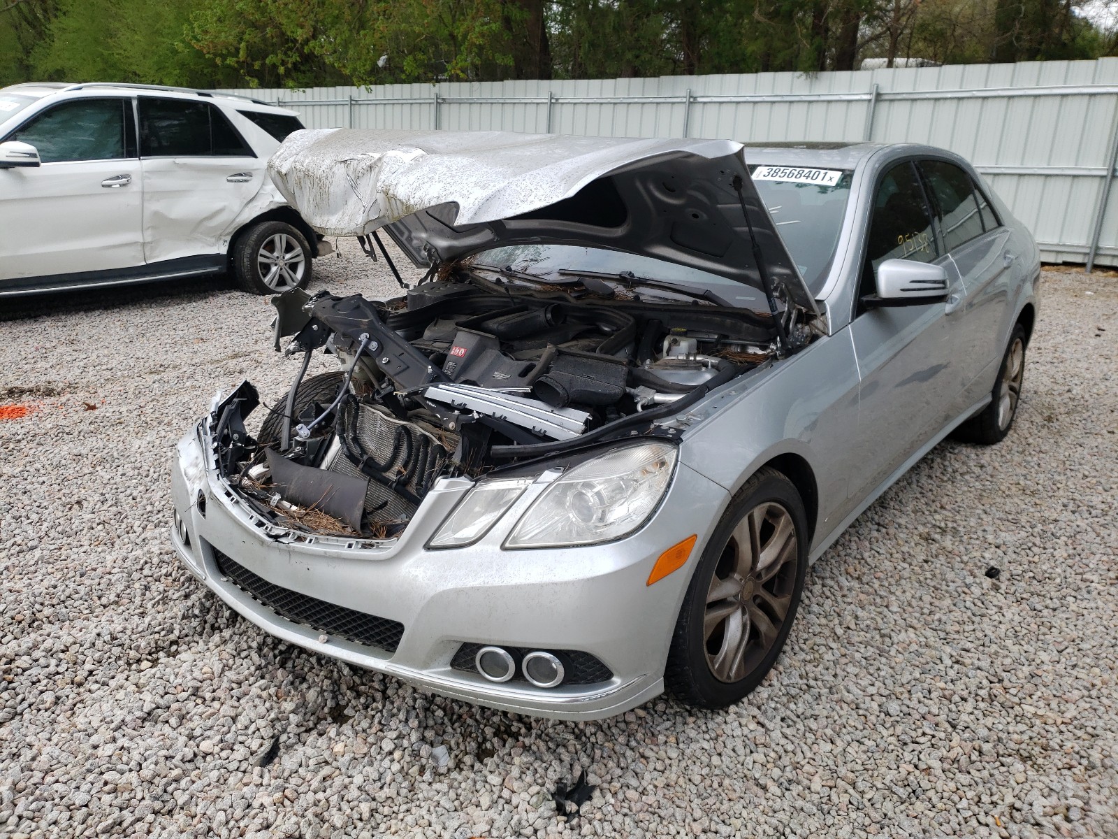 Photo 2 from auction – 2011 MERCEDES-BENZ E 350 4MAT with VIN WDDHF8HB9BA290621