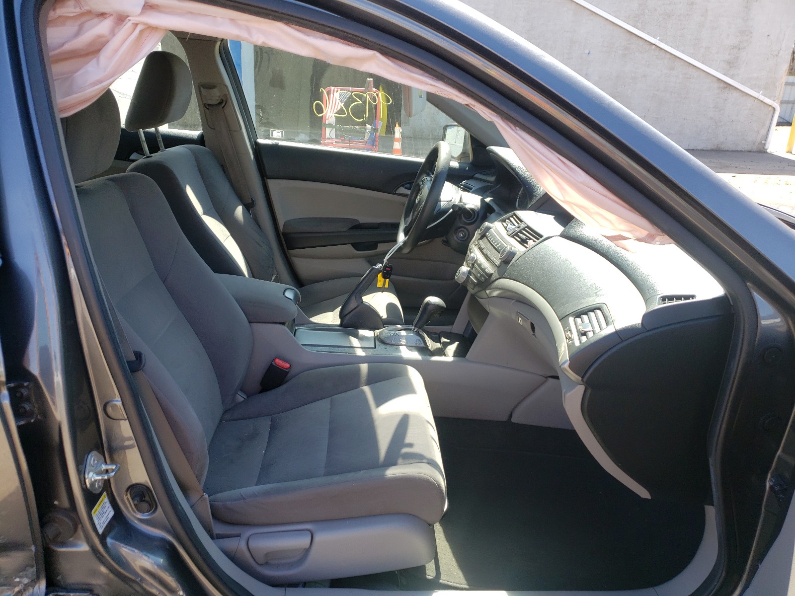 Photo 5 from auction – 2011 HONDA ACCORD LX with VIN 1HGCP2F37BA012165