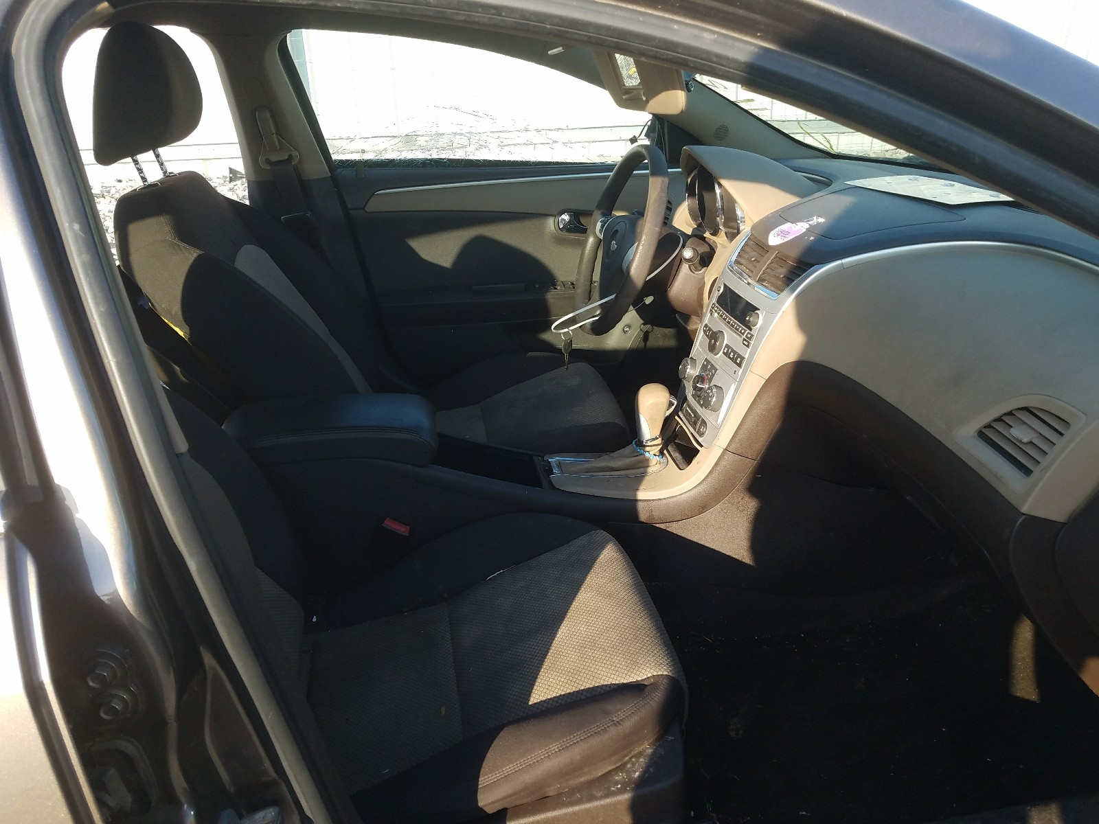 Photo 5 from auction – 2012 CHEVROLET MALIBU LS with VIN 1G1ZB5E03CF281972