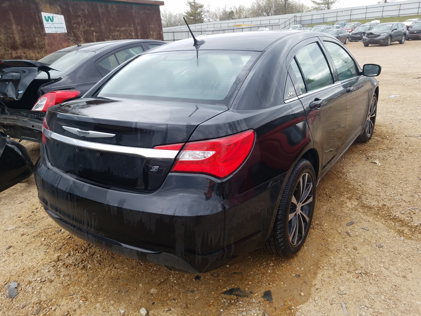 Photo 4 from auction – 2012 CHRYSLER 200 TOURIN with VIN 1C3CCBBG1CN263359