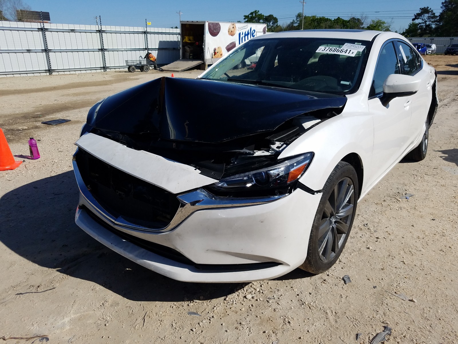 Photo 2 from auction – 2020 MAZDA 6 TOURING with VIN JM1GL1VM0L1514193