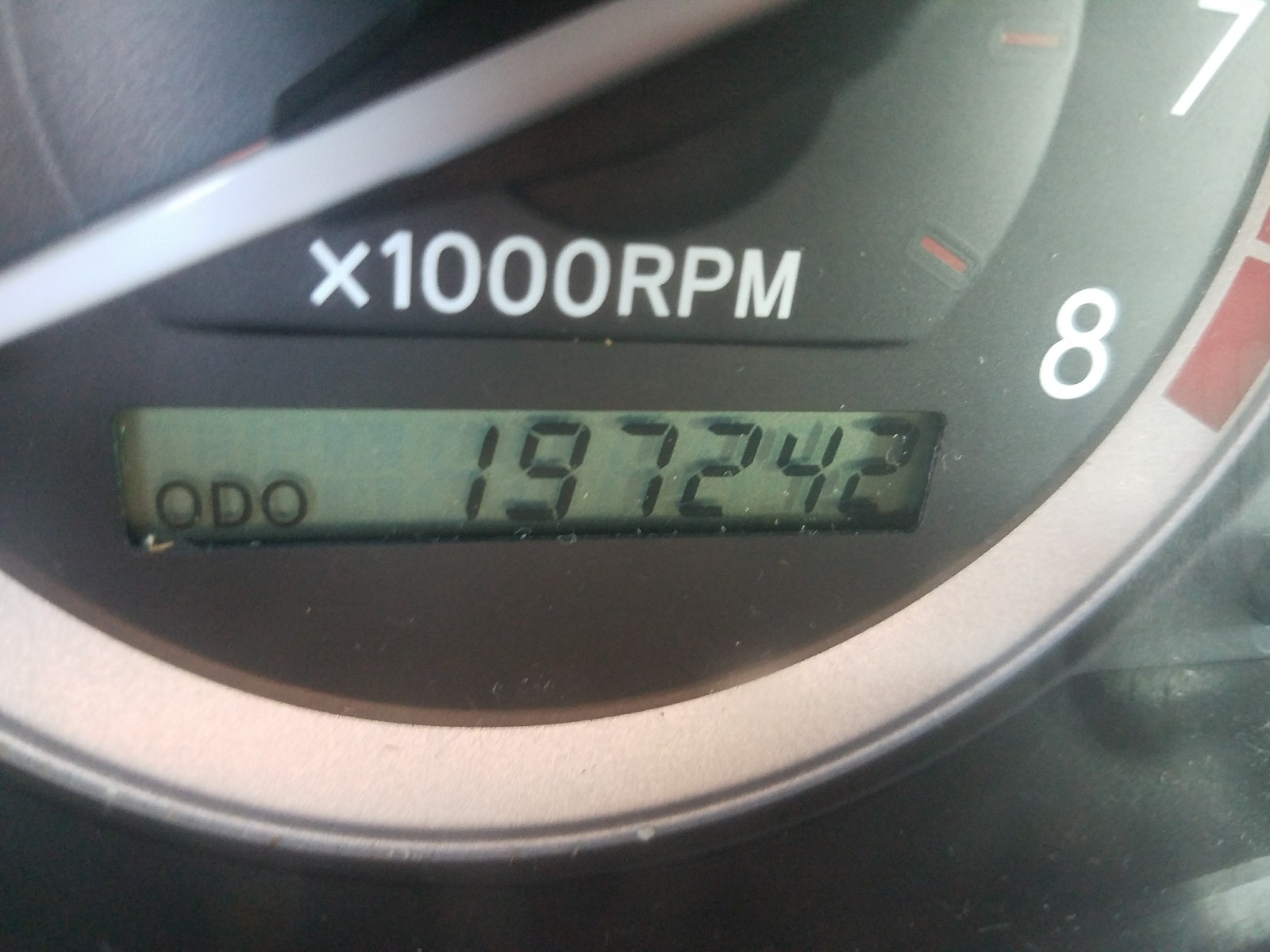 Photo 8 from auction – 2004 TOYOTA SIENNA CE with VIN 5TDZA23C04S162512