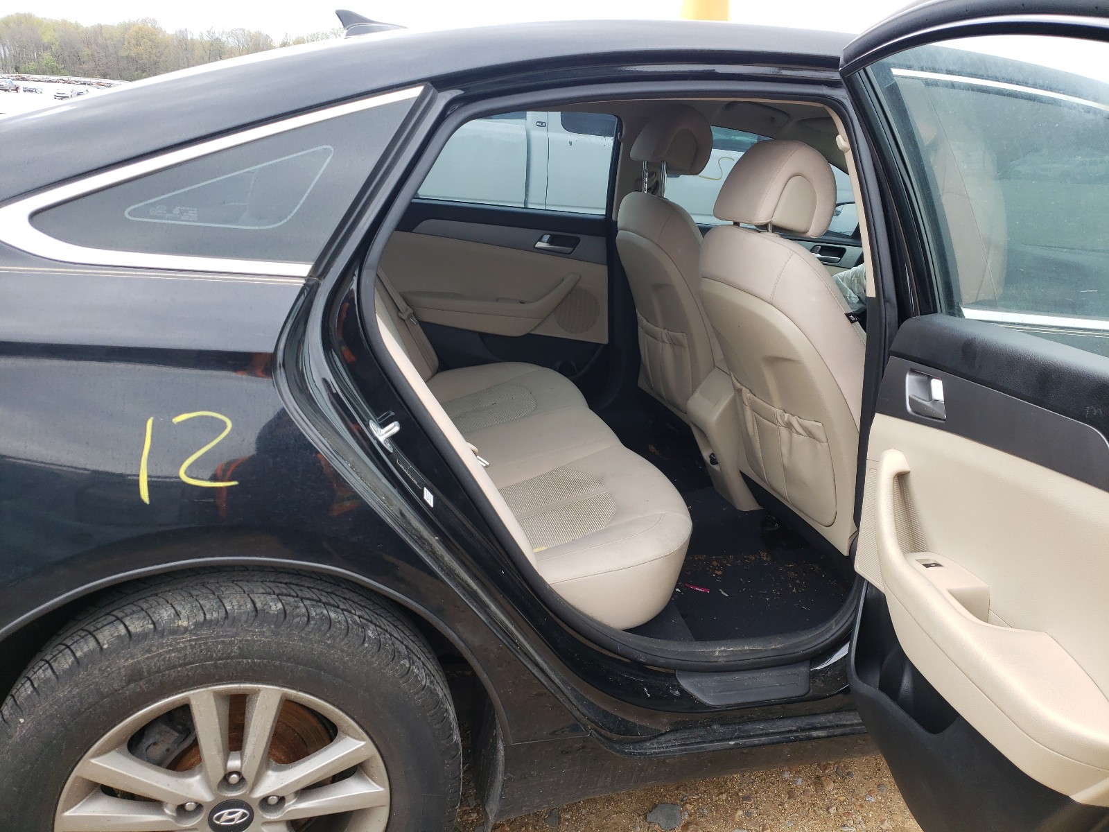 Photo 6 from auction – 2016 HYUNDAI SONATA SE with VIN 5NPE24AF4GH311891