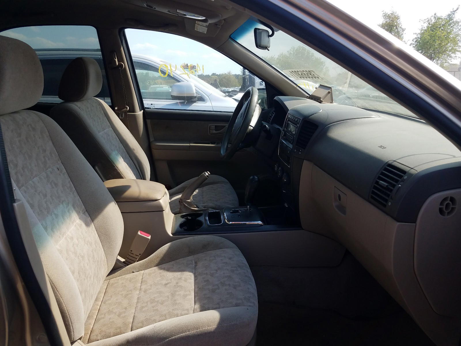 Photo 5 from auction – 2008 KIA SORENTO EX with VIN KNDJD735185860433