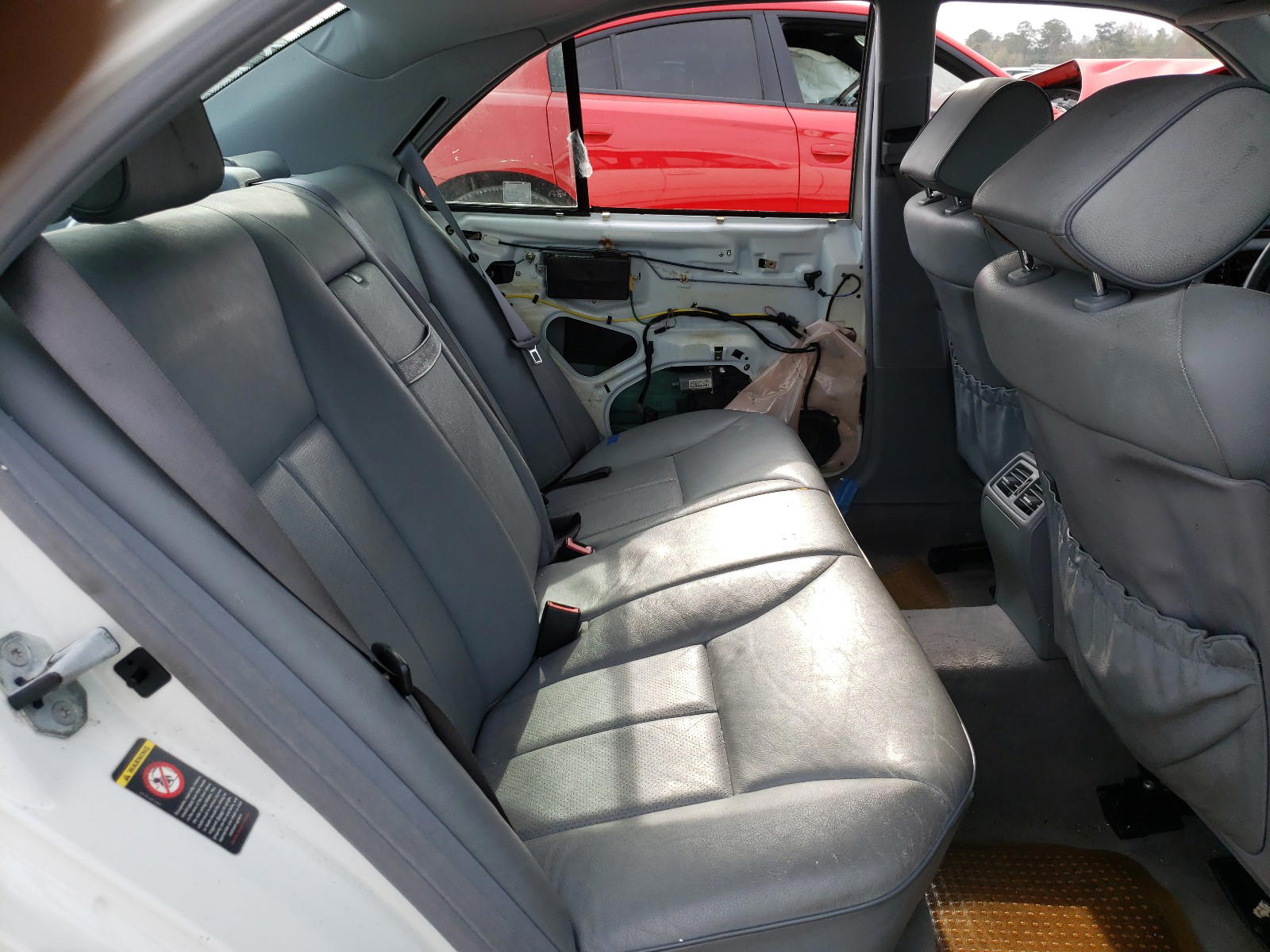 Photo 6 from auction – 2000 MERCEDES-BENZ E-CLASS with VIN WDBJF65J3YA997040