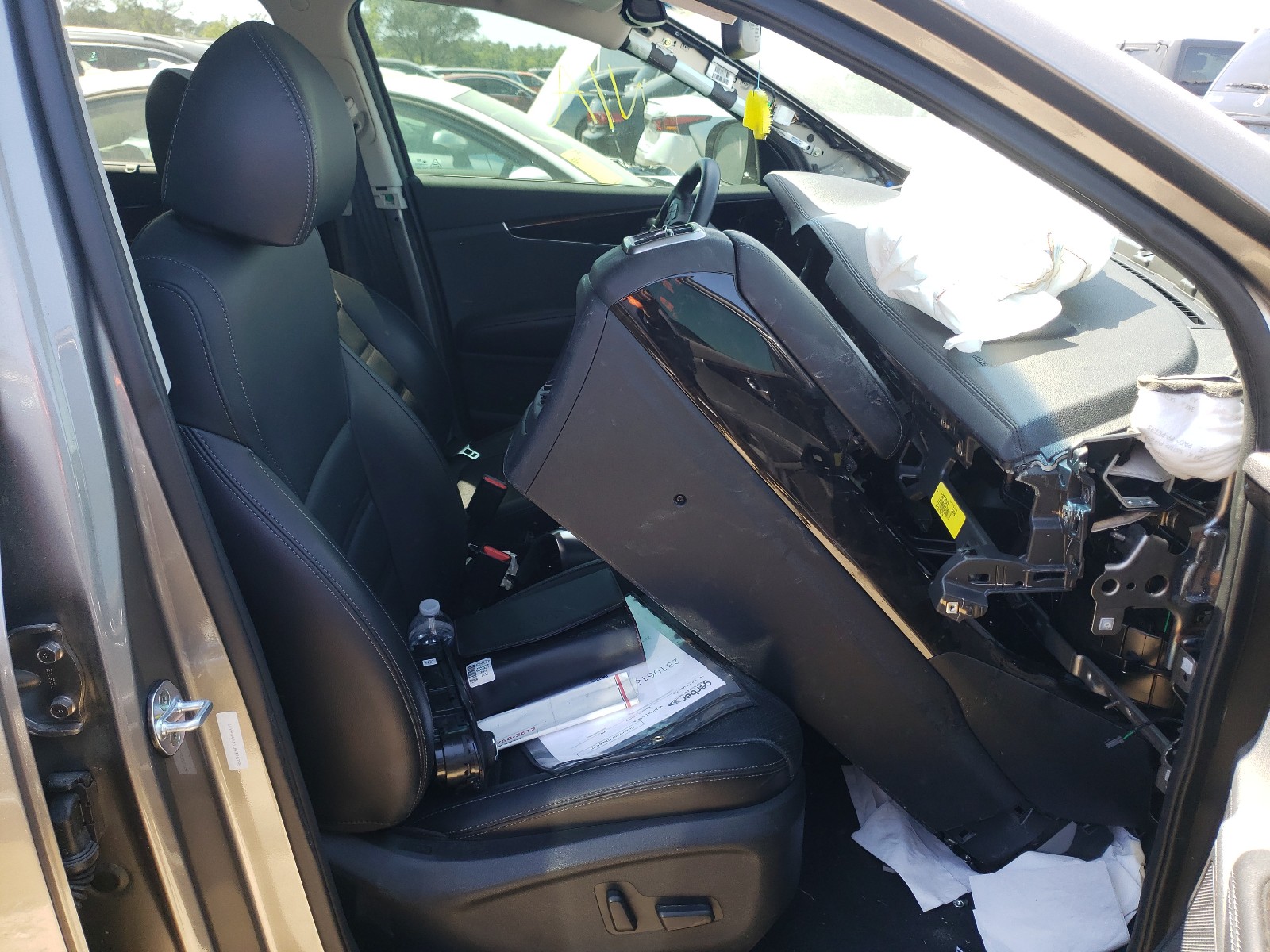 Photo 5 from auction – 2018 KIA SORENTO EX with VIN 5XYPH4A11JG375798