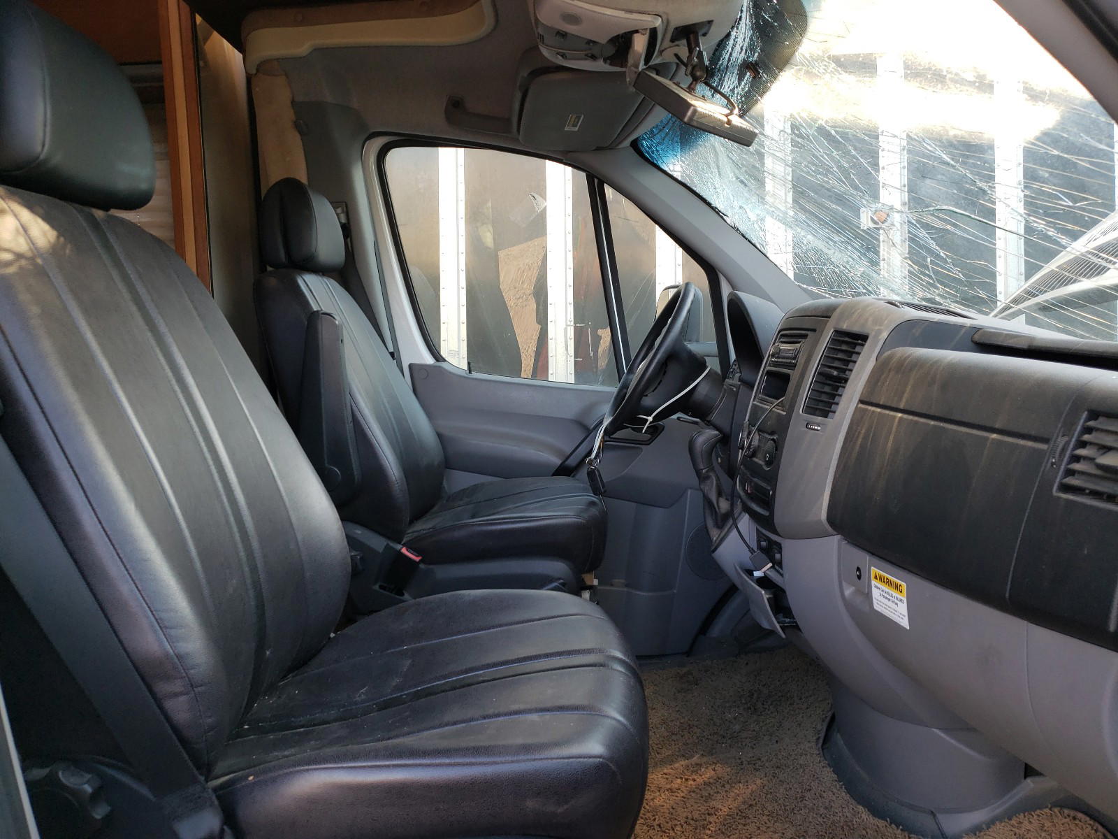 Photo 5 from auction – 2008 WINNEBAGO ITASCA with VIN WDXPF445379341336