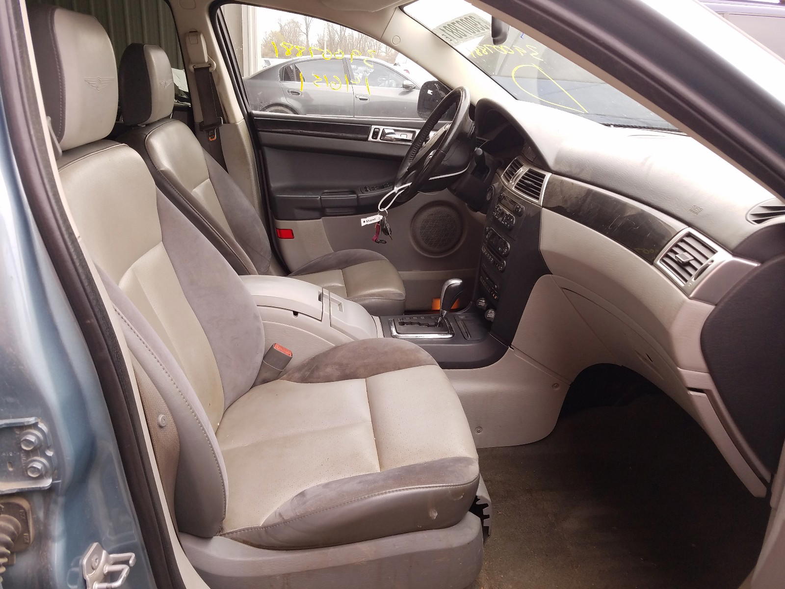 Photo 5 from auction – 2008 CHRYSLER PACIFICA T with VIN 2A8GM68X28R615246