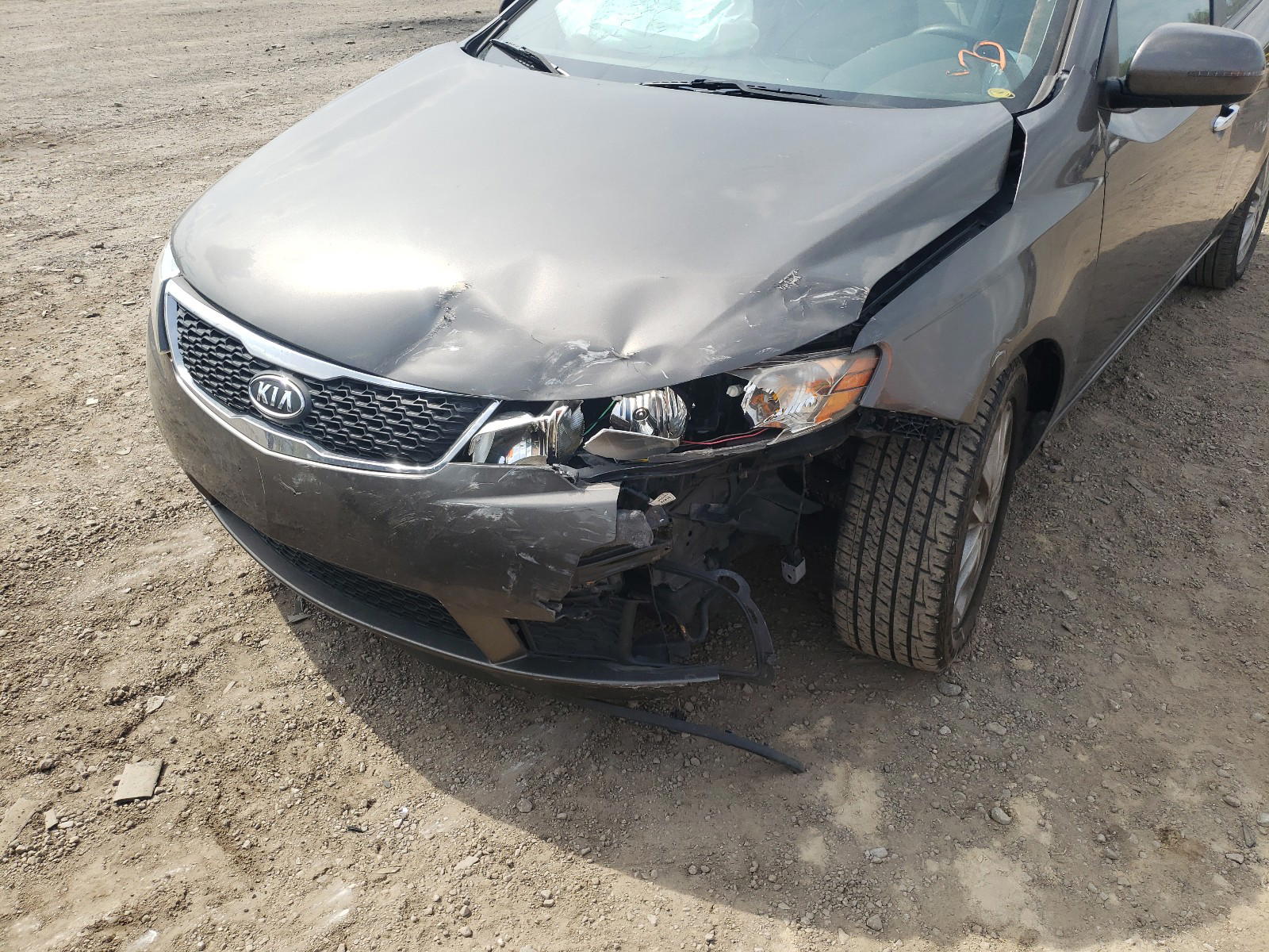 Photo 9 from auction – 2012 KIA FORTE EX with VIN KNAFU5A28C5505073
