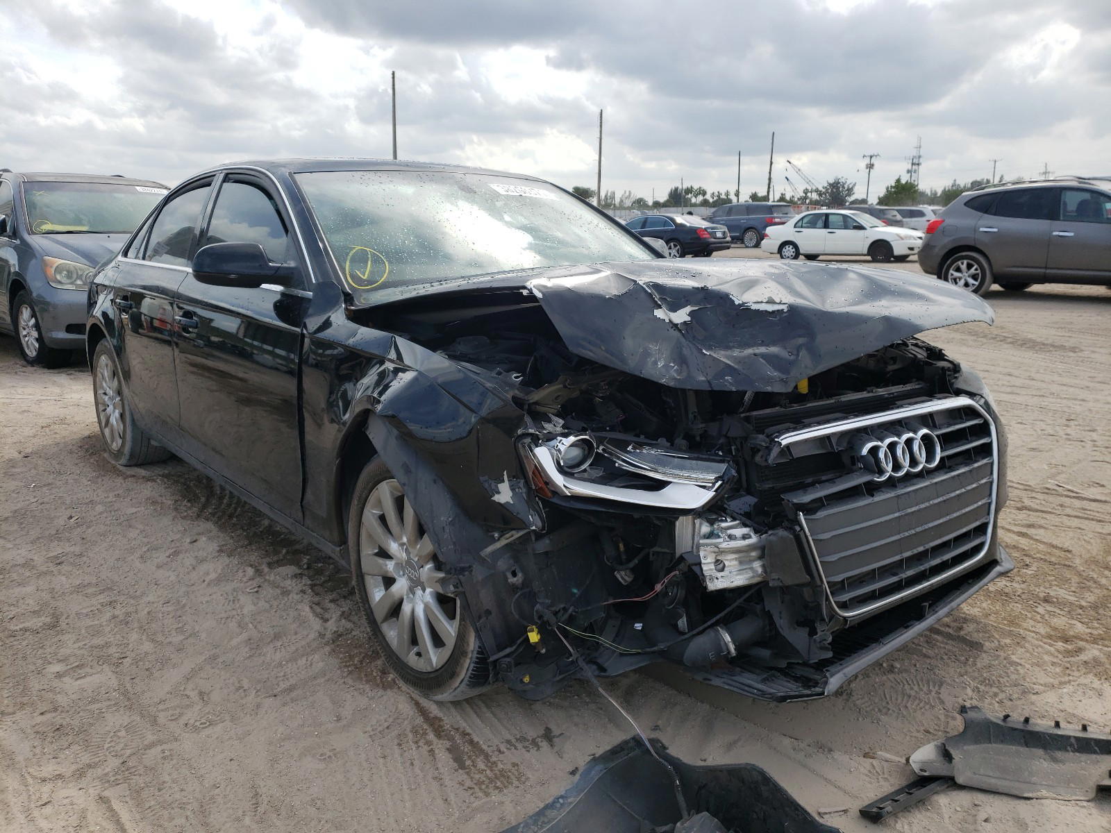 AUDI A4 PREMIUM 2013 with VIN WAUAFAFL4DN027380 - Photo from auction