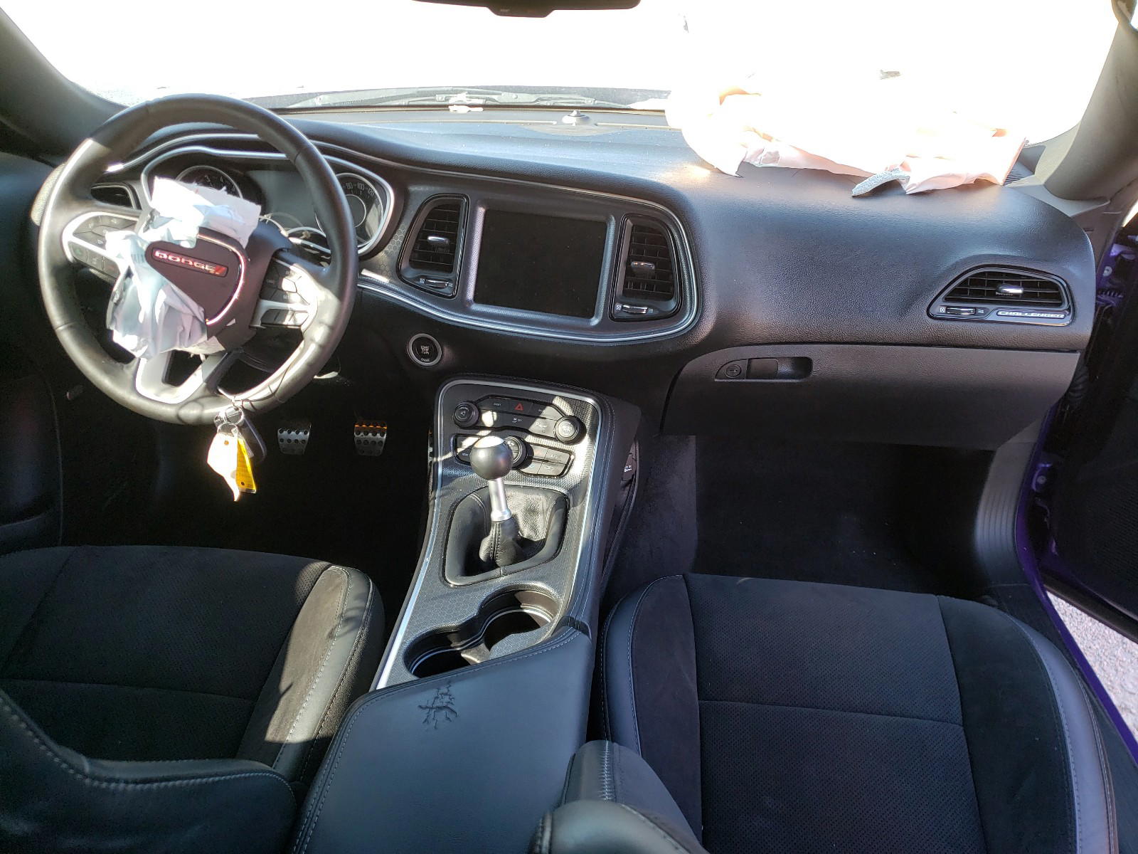 Photo 9 from auction – 2016 DODGE CHALLENGER with VIN 2C3CDZFJ0GH164879