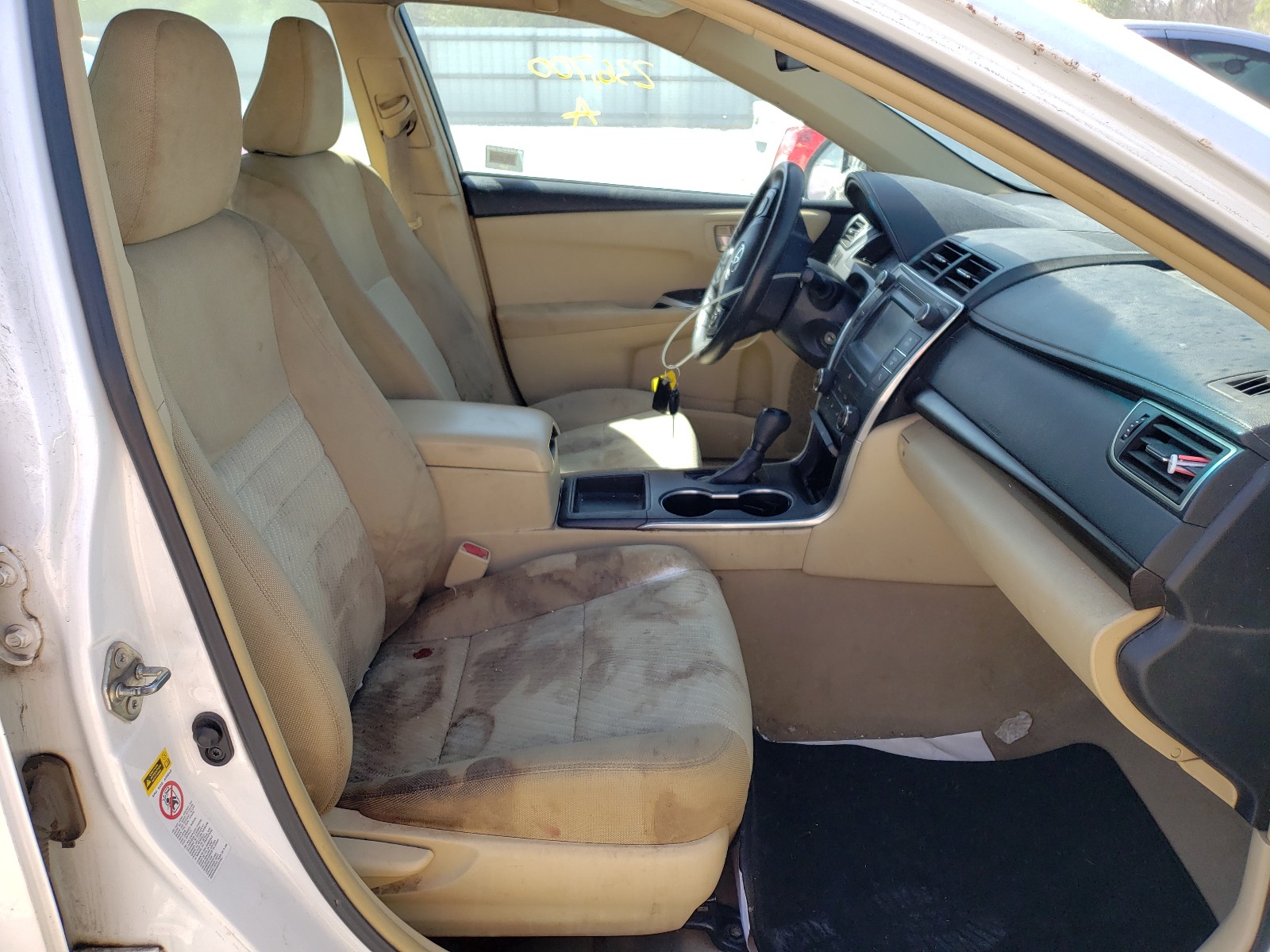 Photo 5 from auction – 2015 TOYOTA CAMRY LE with VIN 4T1BF1FK9FU012974
