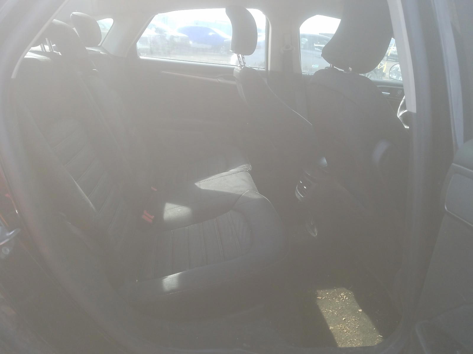 Photo 6 from auction – 2016 FORD FUSION SE with VIN 3FA6P0H70GR256100