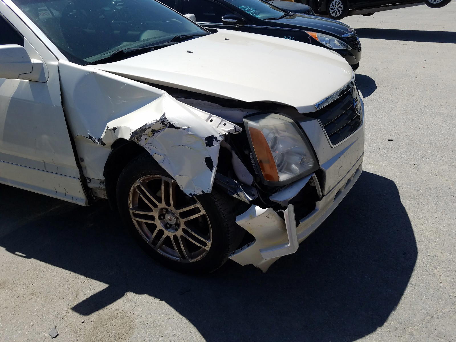 Photo 9 from auction – 2007 CADILLAC SRX with VIN 1GYEE637670185226