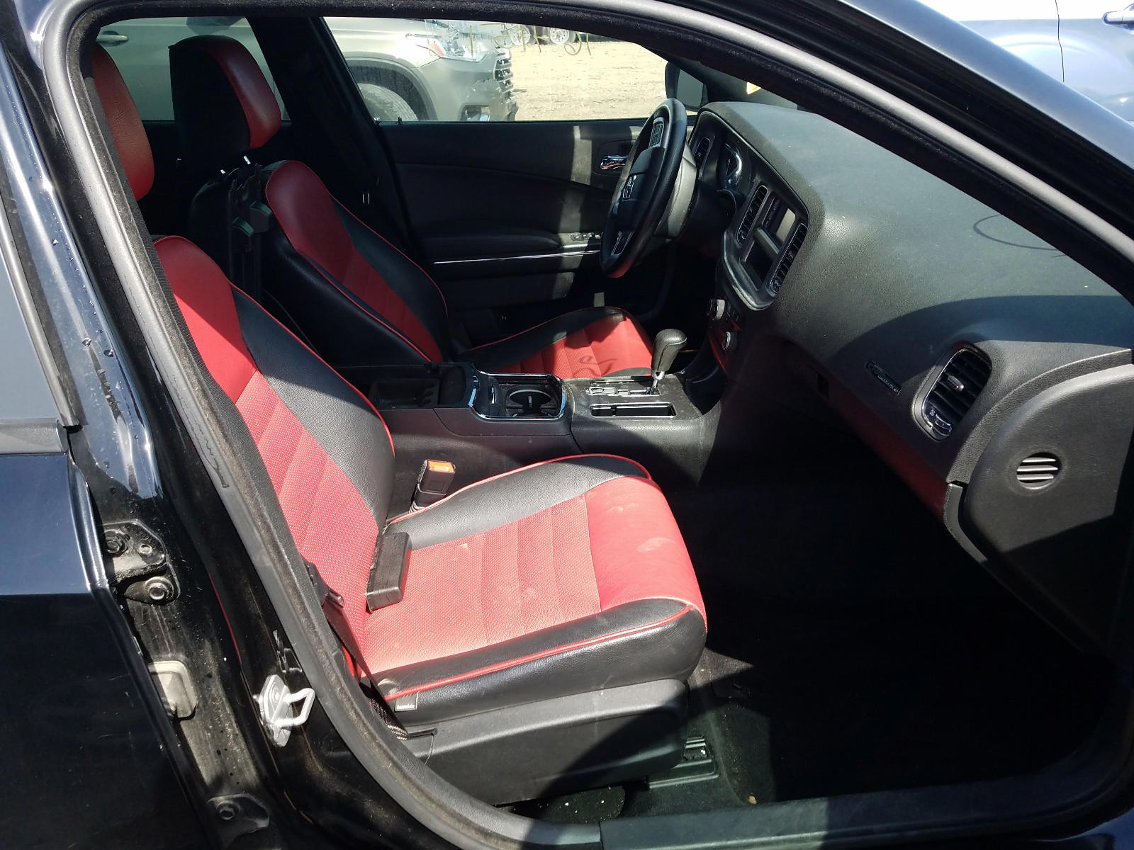 Photo 5 from auction – 2013 DODGE CHARGER SE with VIN 2C3CDXBG6DH689388