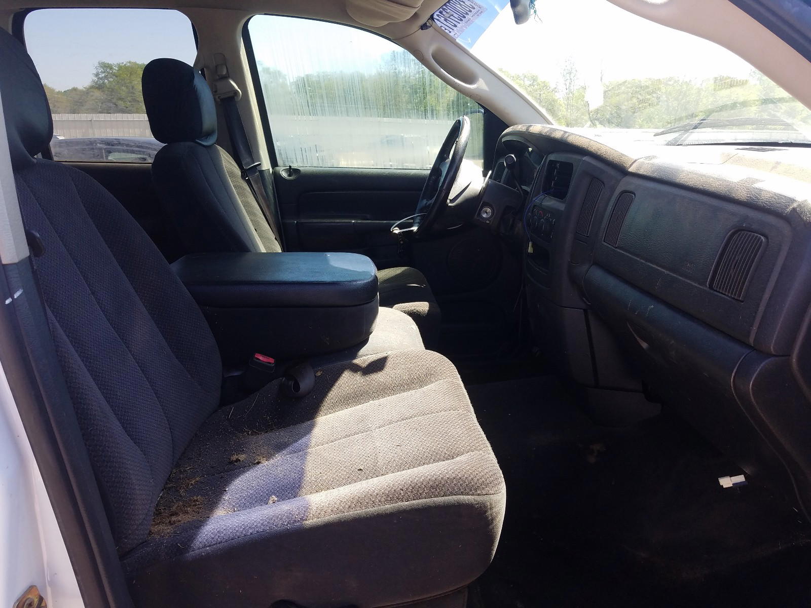 Photo 5 from auction – 2003 DODGE RAM 1500 S with VIN 1D7HA18D13S269989