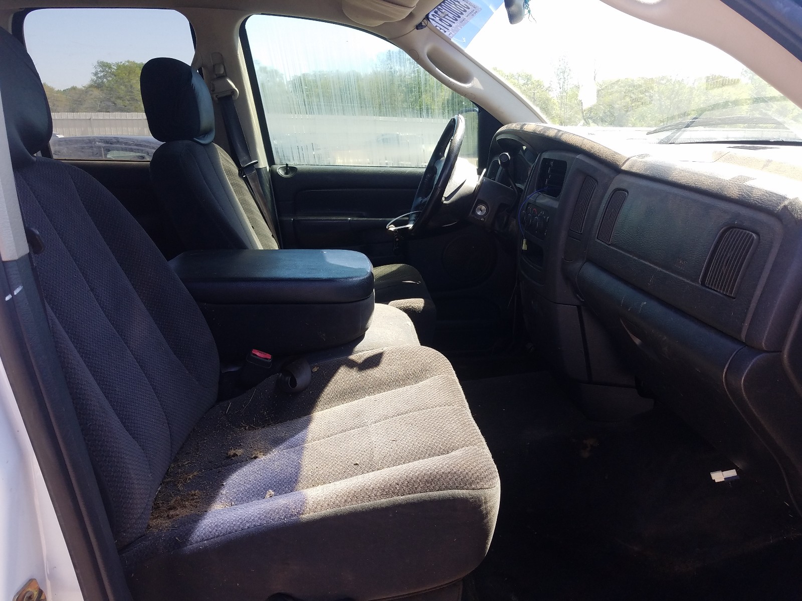 صورة رقم 5 من المزاد - 2003 DODGE RAM 1500 S مع VIN 1D7HA18D13S269989