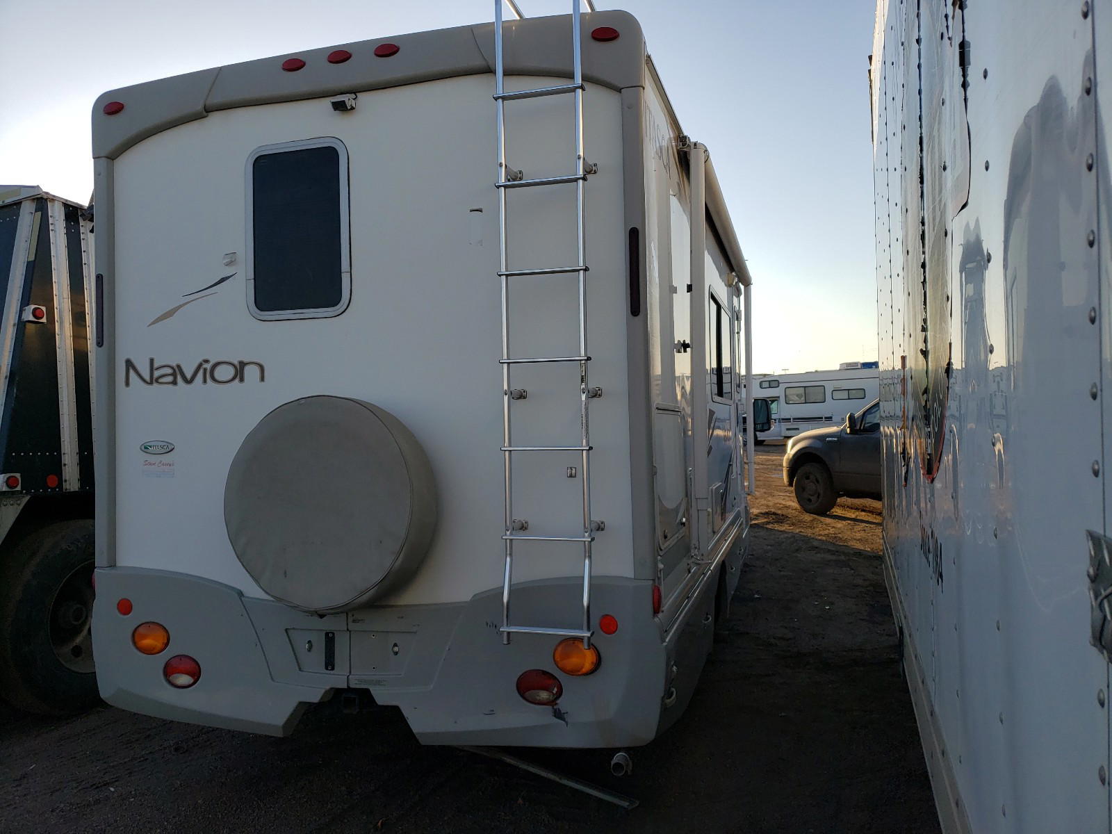 Photo 4 from auction – 2008 WINNEBAGO ITASCA with VIN WDXPF445379341336
