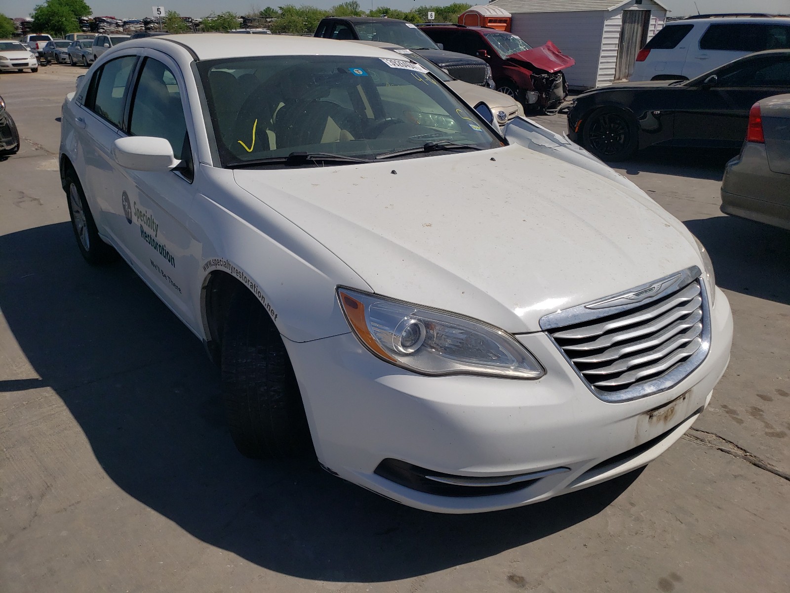 Photo 1 from auction – 2014 CHRYSLER 200 TOURIN with VIN 1C3CCBBB8EN107875