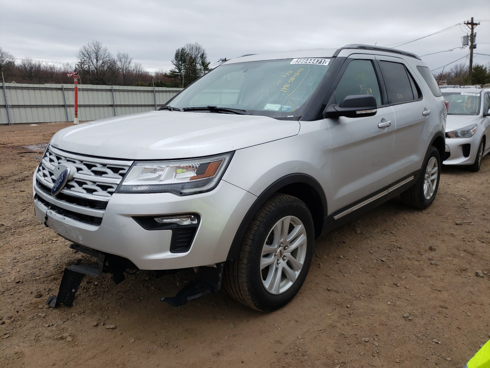 Zdjęcie 2 z aukcji – 2019 FORD EXPLORER X z VIN 1FM5K8D82KGB48106