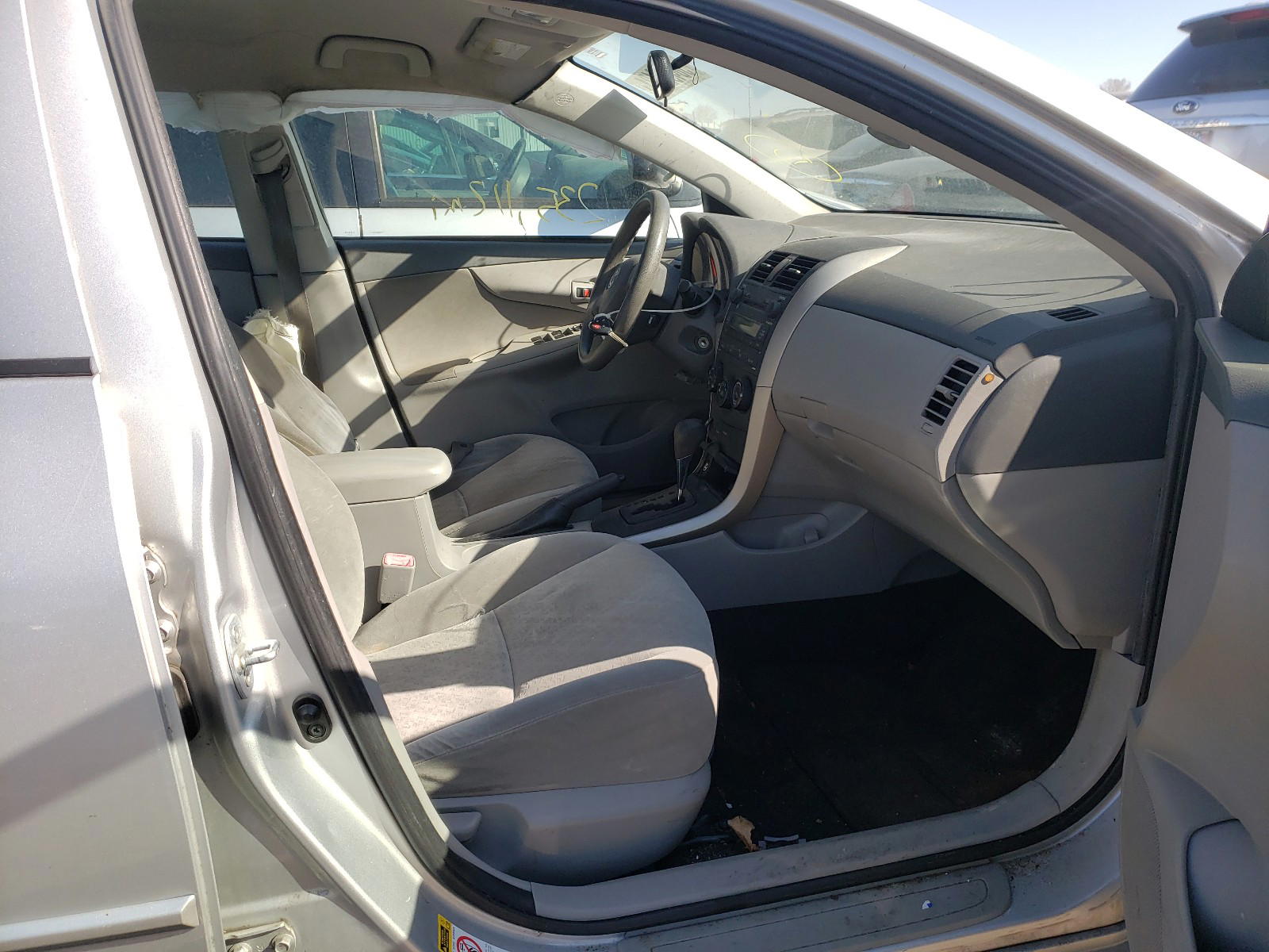 Photo 5 from auction – 2009 TOYOTA COROLLA BA with VIN JTDBL40E299025655