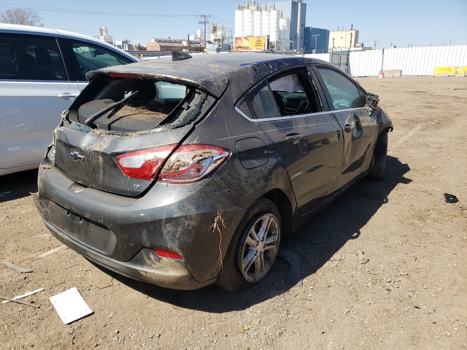 Photo 4 from auction – 2018 CHEVROLET CRUZE LT with VIN 3G1BE6SM8JS579710