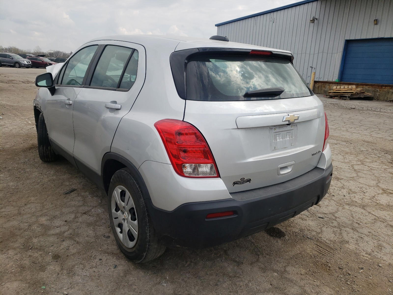 Photo 3 from auction – 2016 CHEVROLET TRAX LS with VIN 3GNCJKSBXGL274847