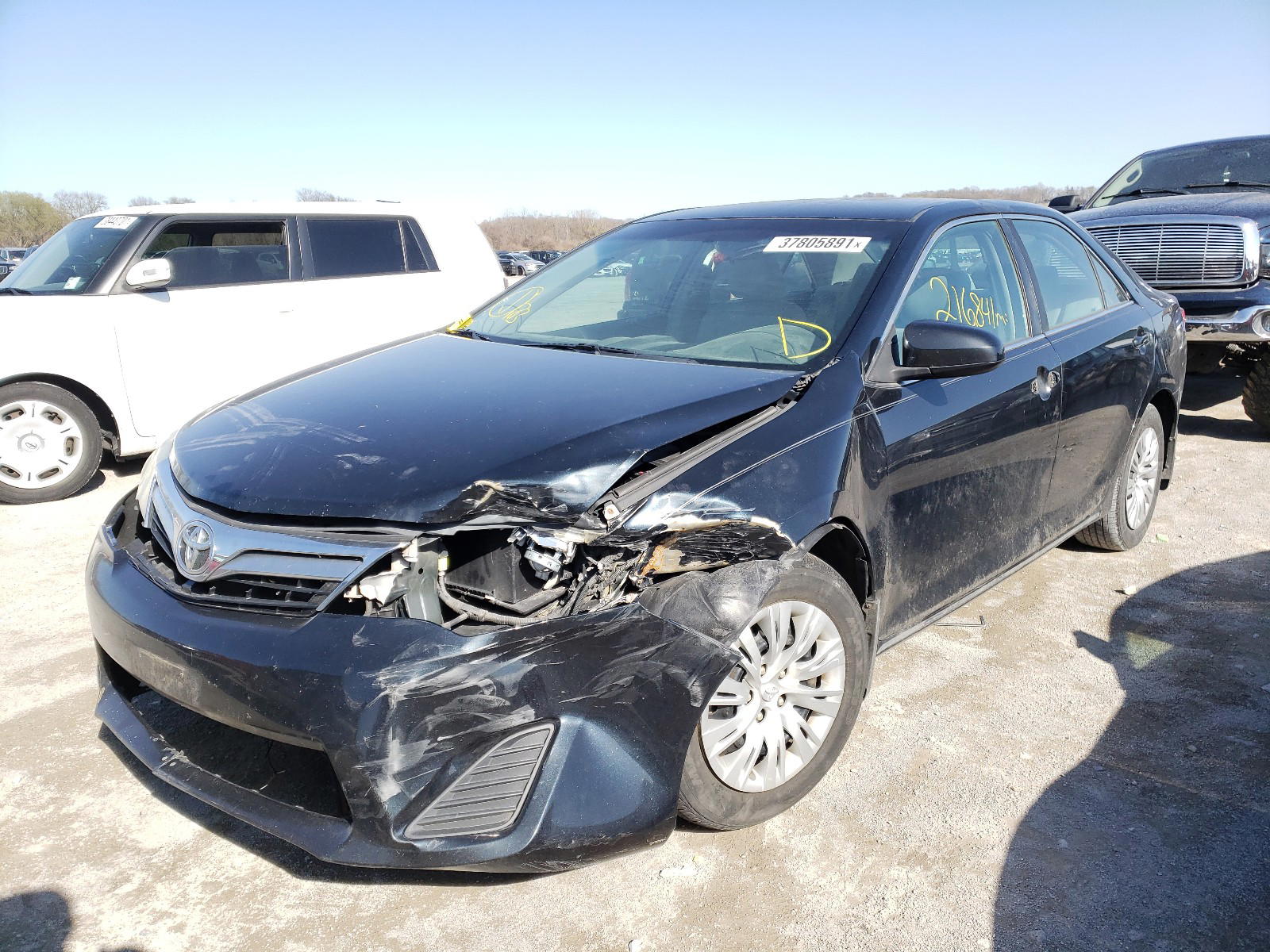 Photo 2 from auction – 2012 TOYOTA CAMRY BASE with VIN 4T4BF1FKXCR166630