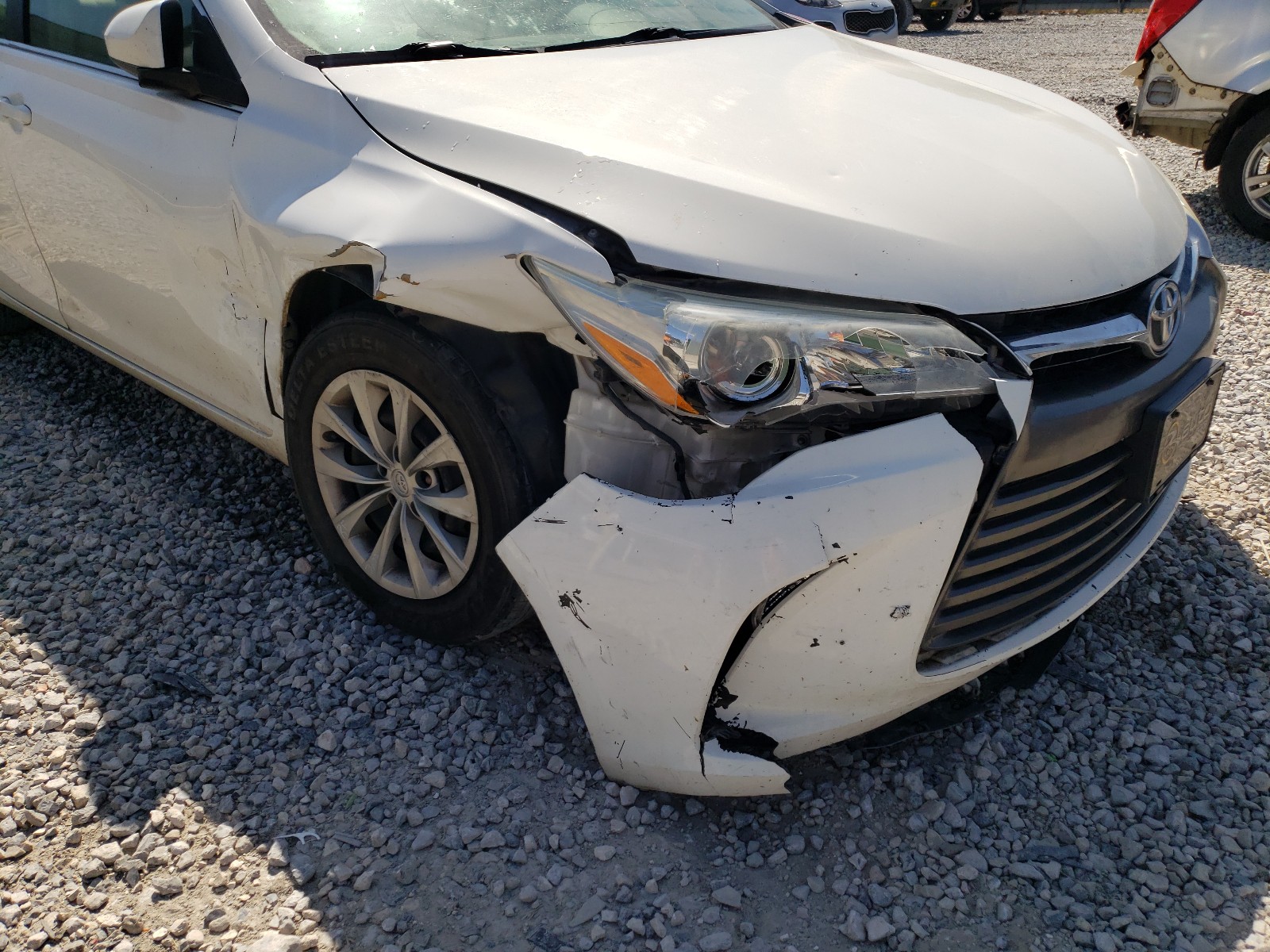 Photo 9 from auction – 2015 TOYOTA CAMRY LE with VIN 4T1BF1FK9FU012974